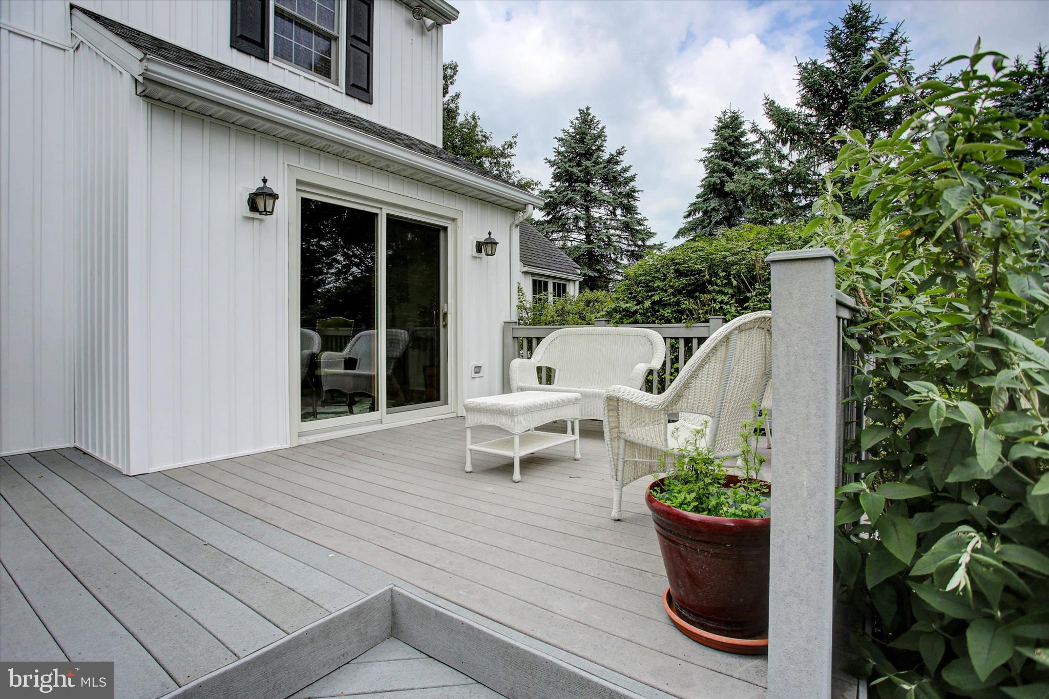 SYCAMORE MEADOWS - Residential