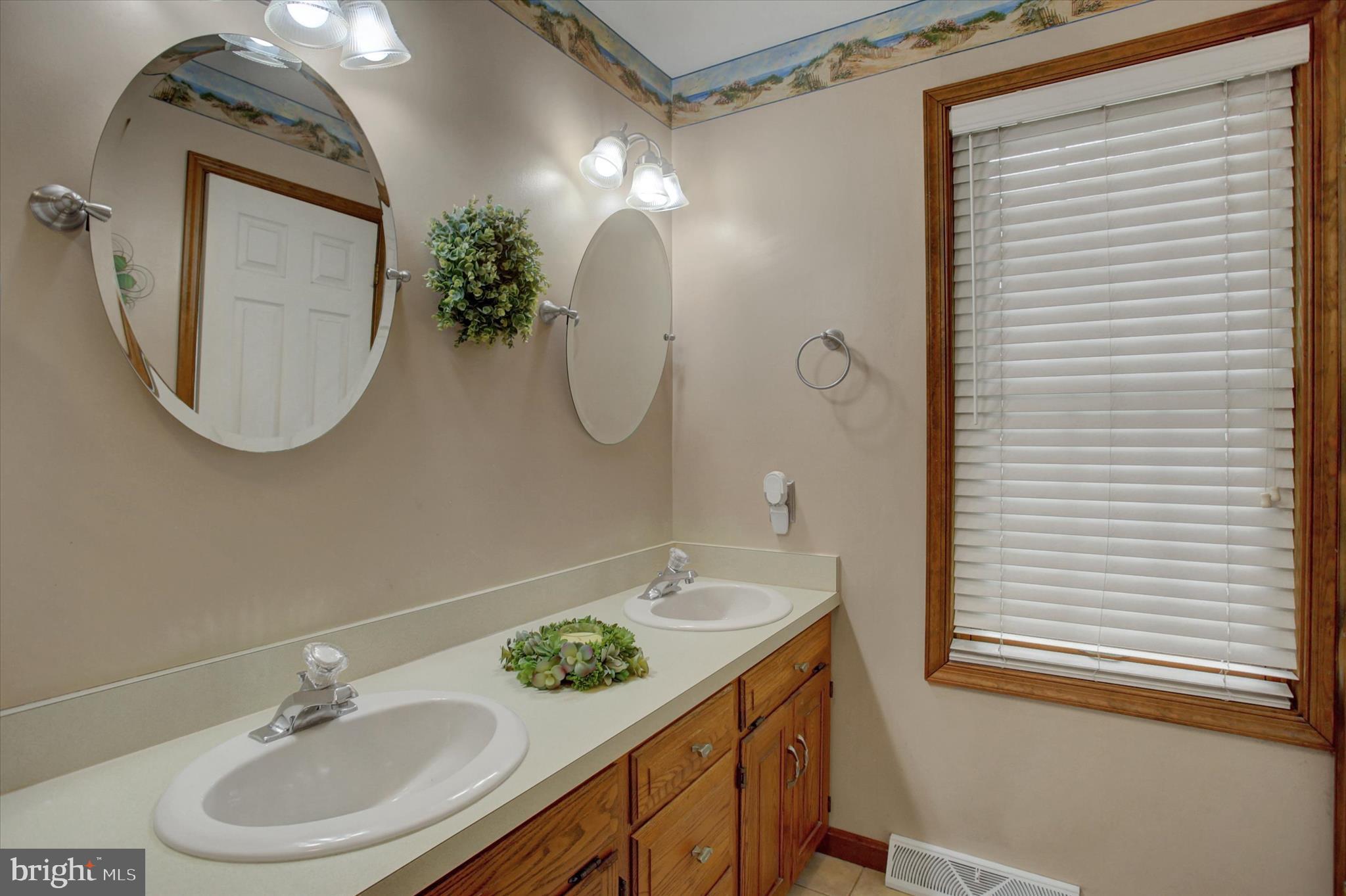 SYCAMORE MEADOWS - Residential