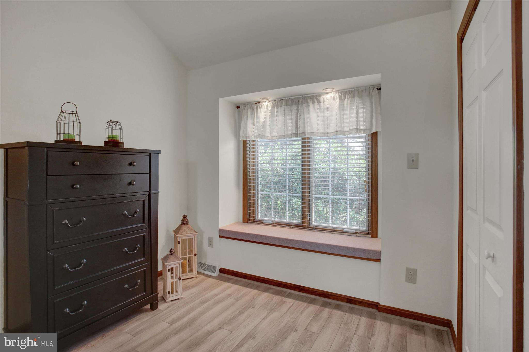 SYCAMORE MEADOWS - Residential