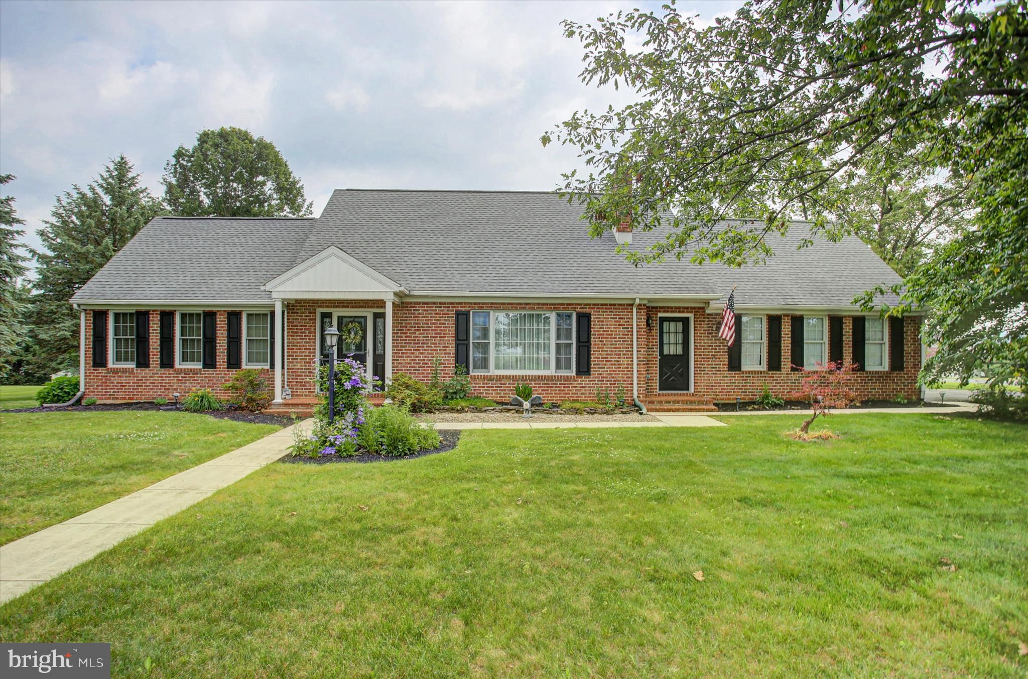 SYCAMORE MEADOWS - Residential