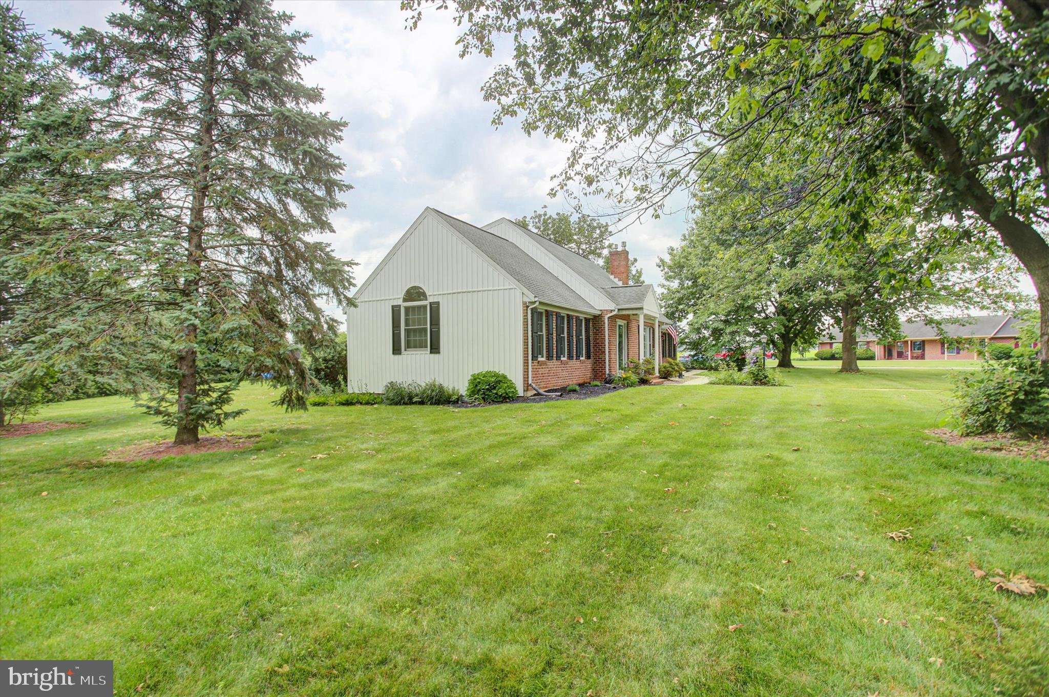 SYCAMORE MEADOWS - Residential