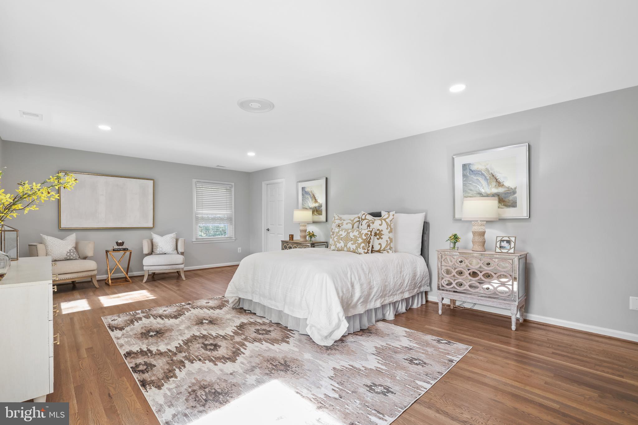 LYNWOOD - Residential
