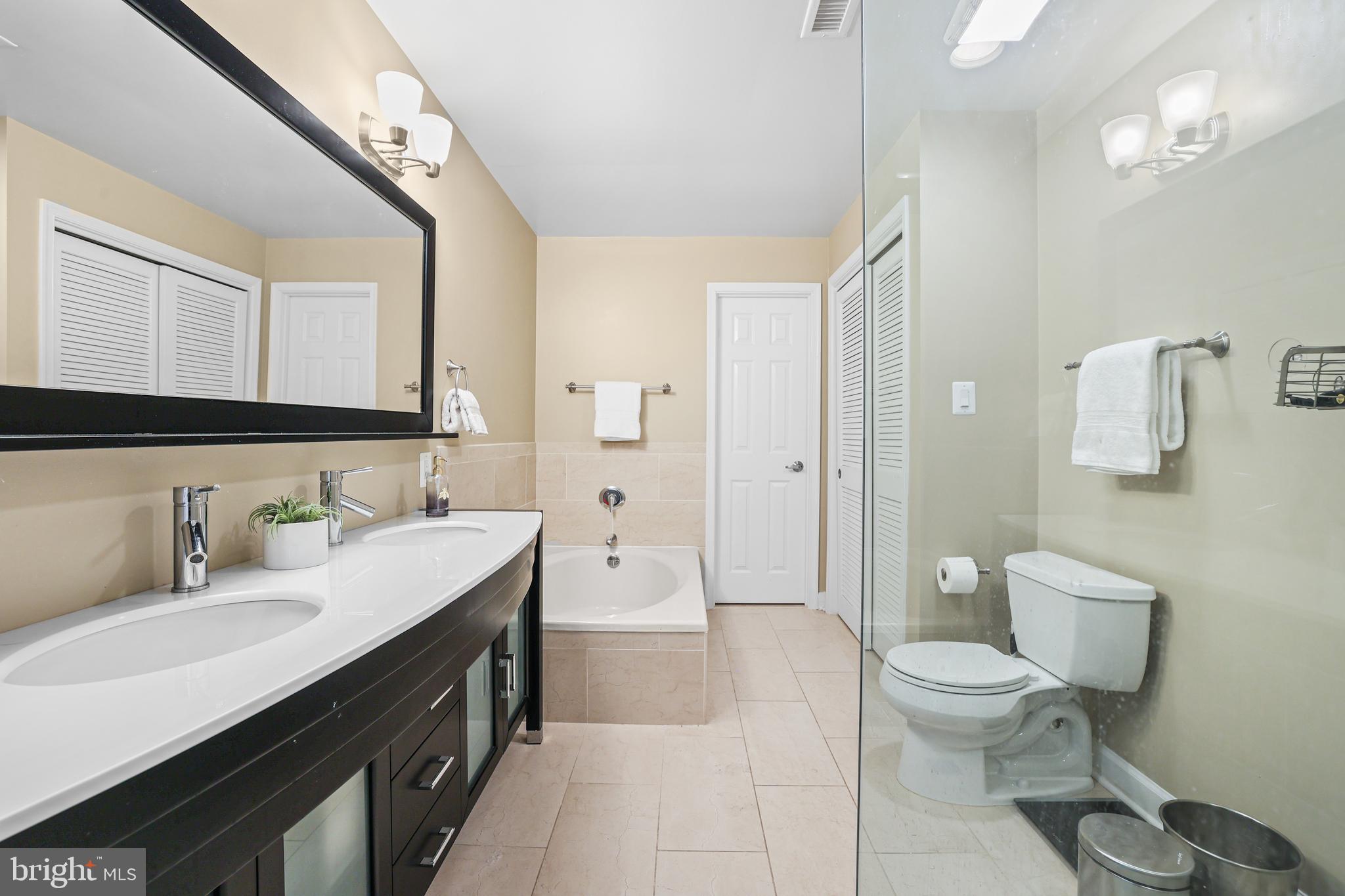 LYNWOOD - Residential