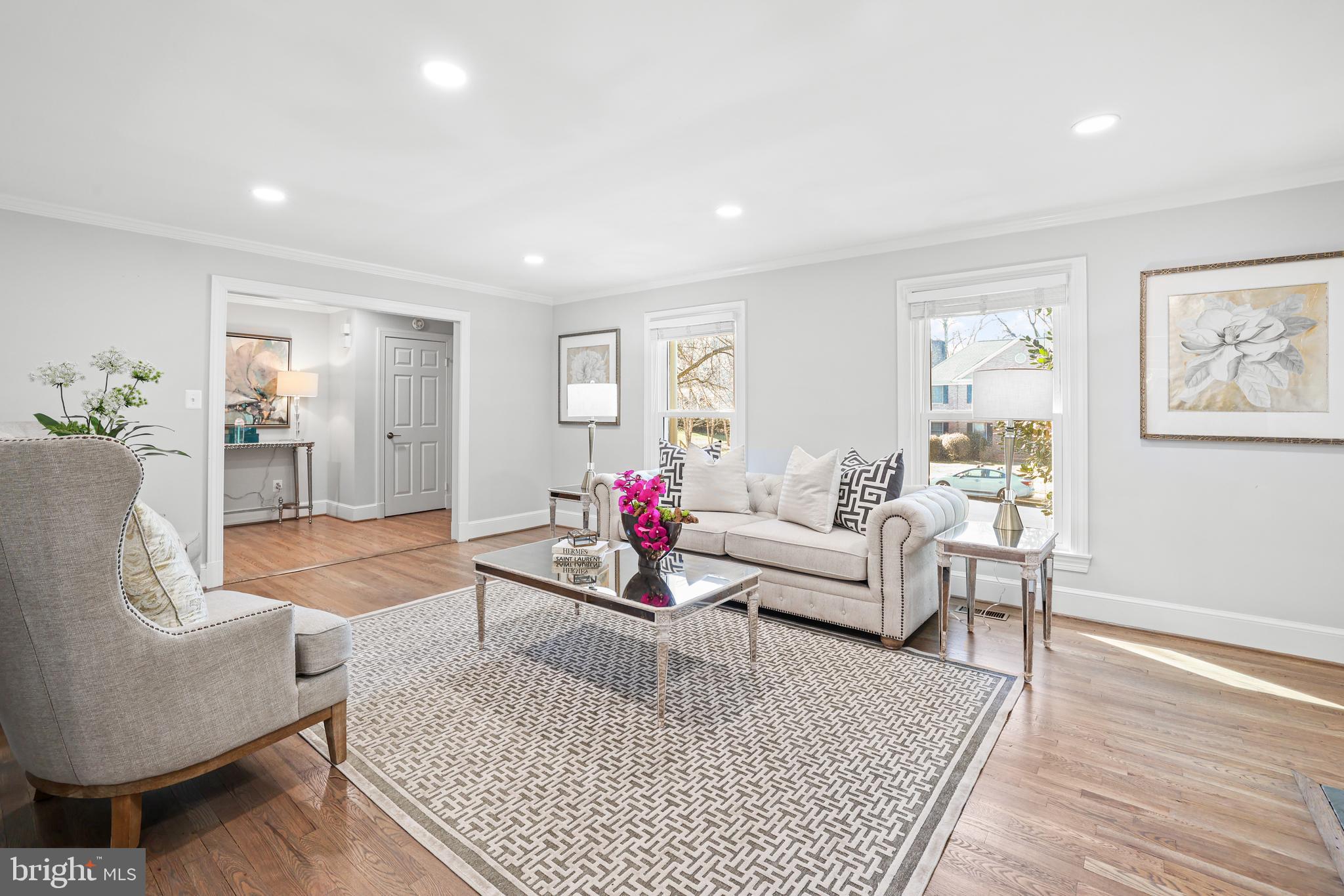 LYNWOOD - Residential