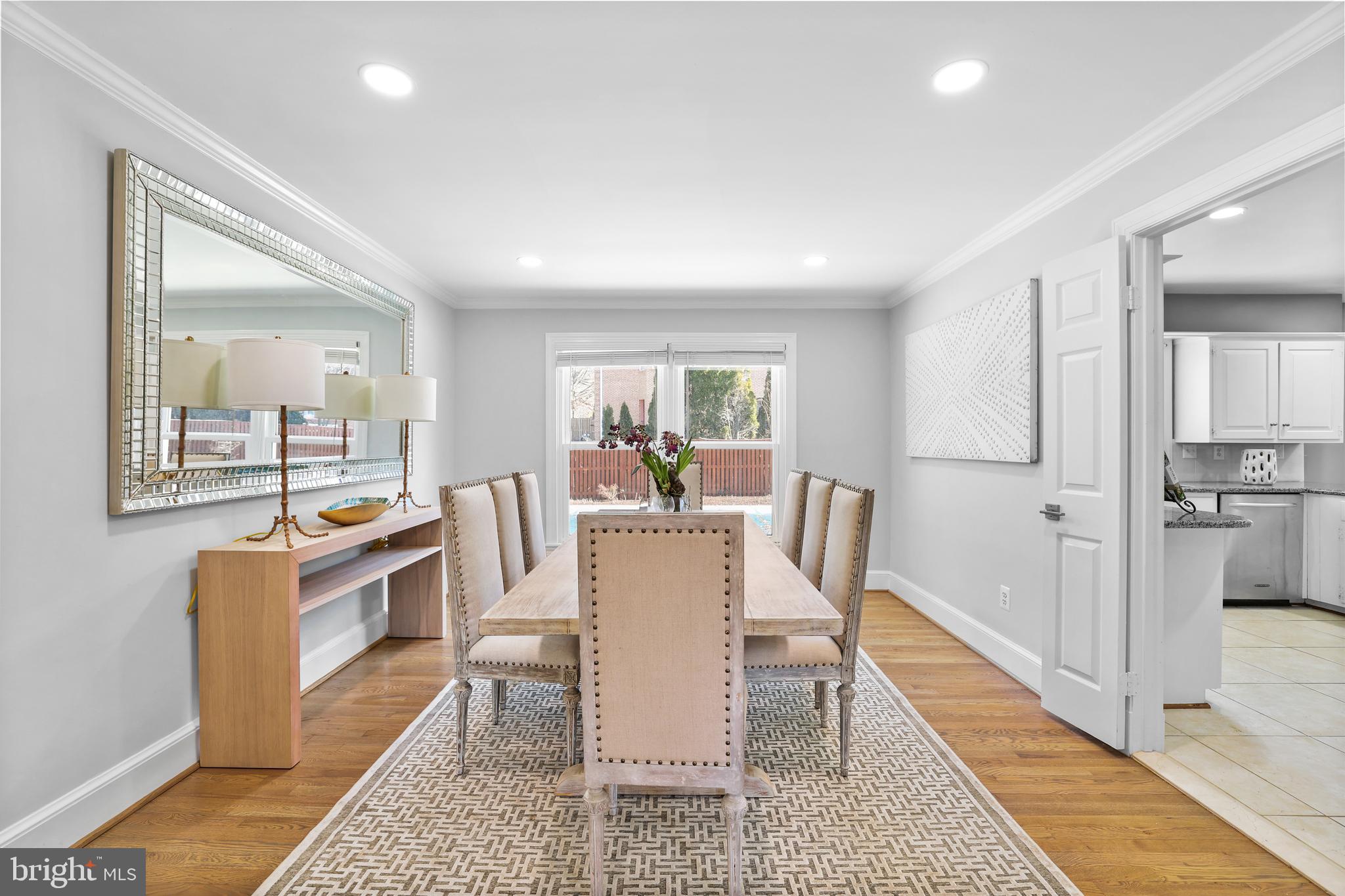 LYNWOOD - Residential