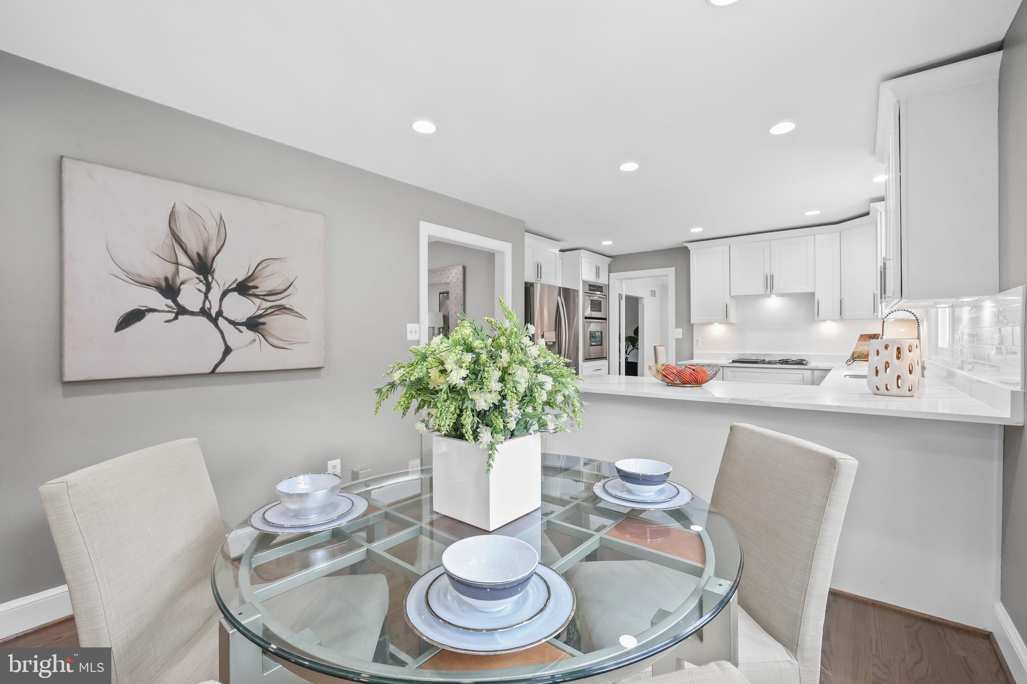 LYNWOOD - Residential