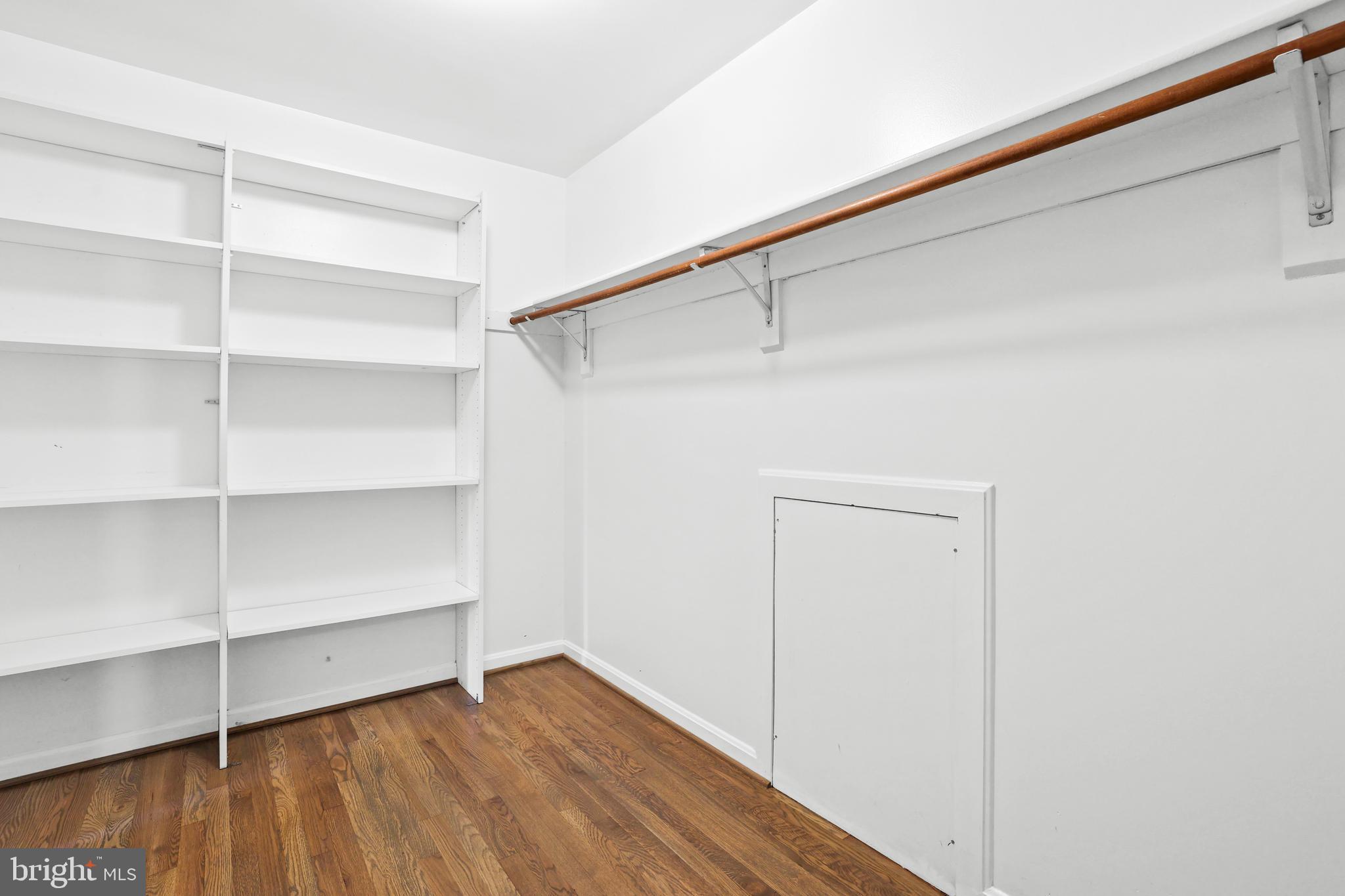 LYNWOOD - Residential