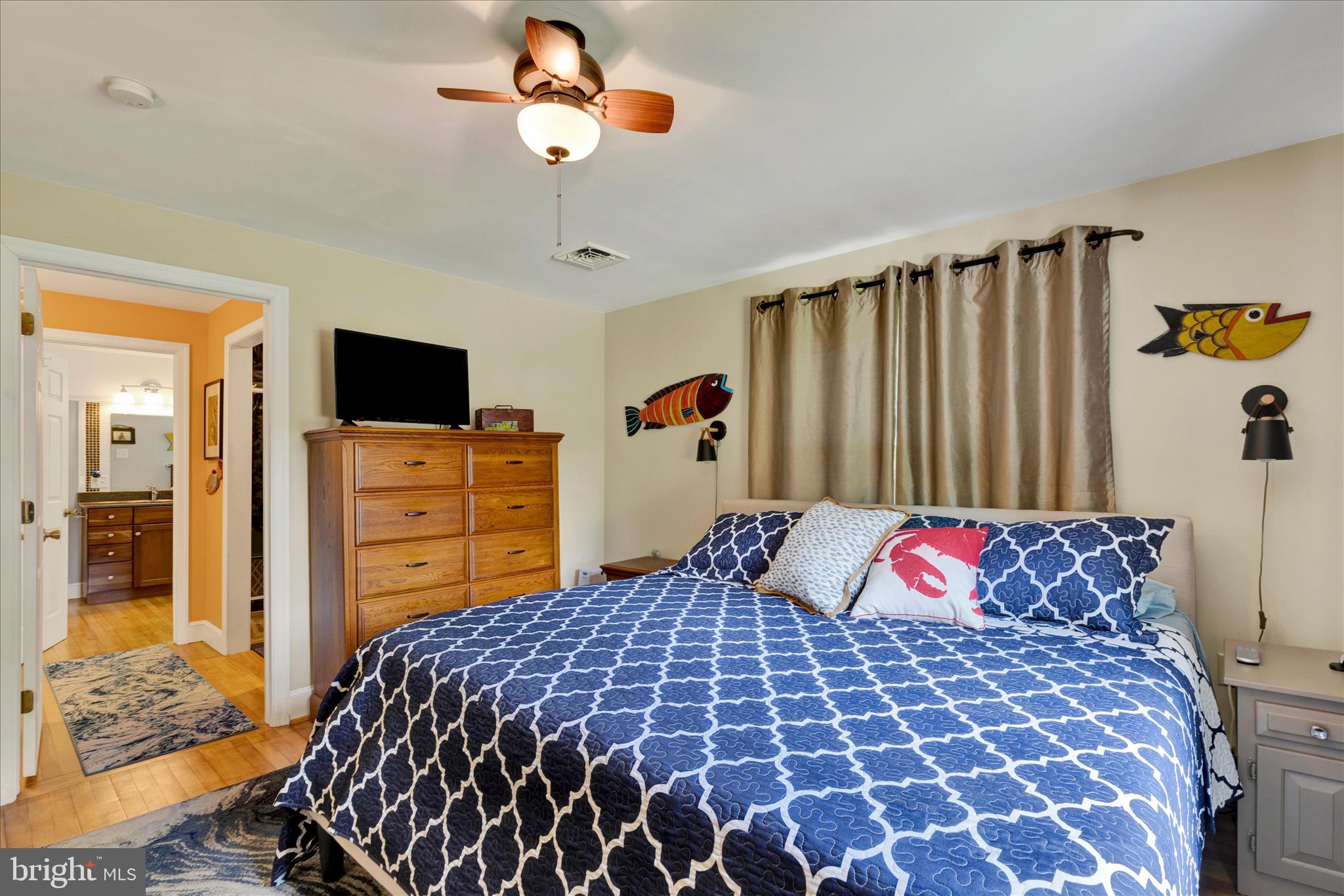 WILLOW STREET - Residential