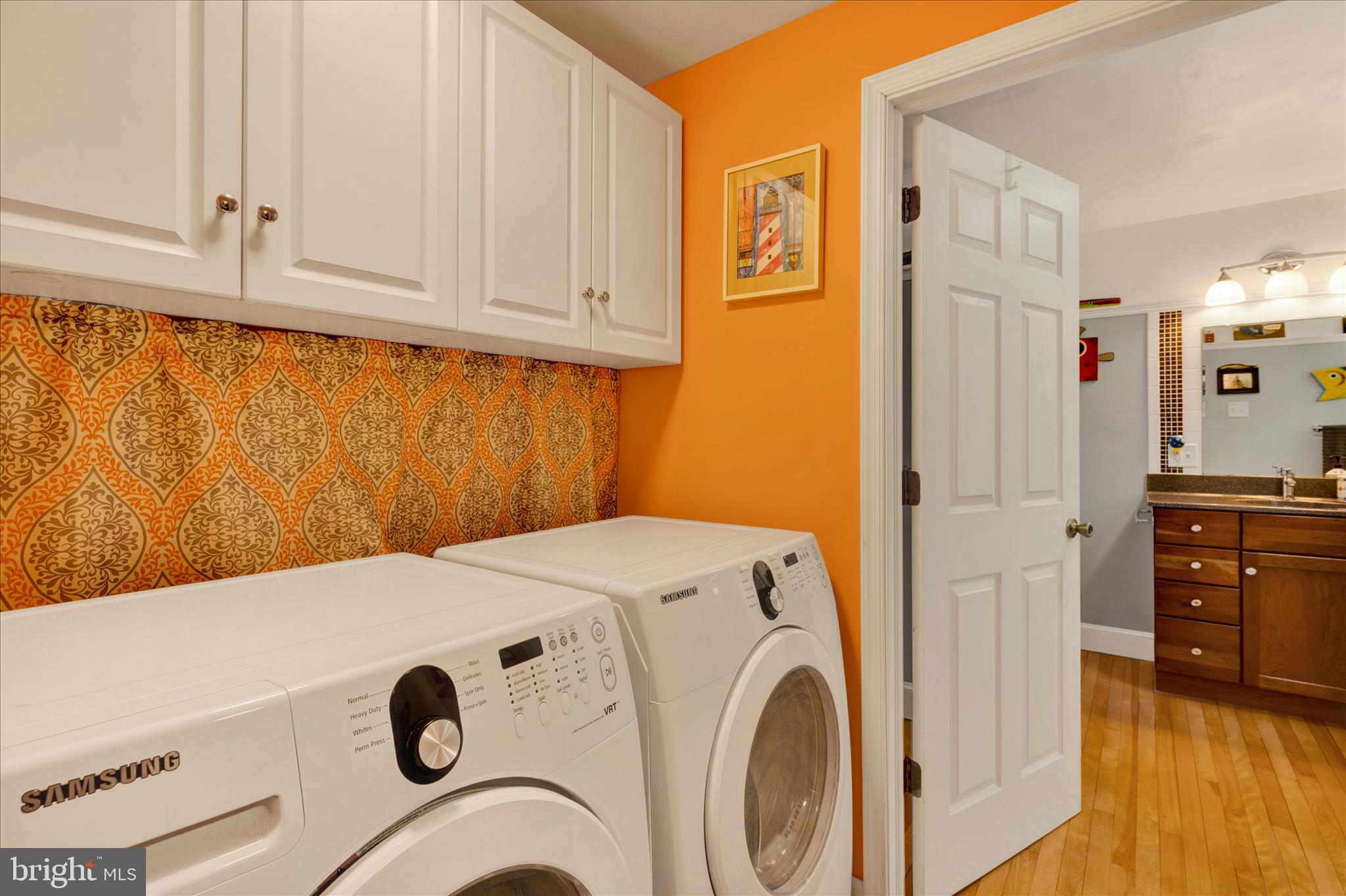 WILLOW STREET - Residential