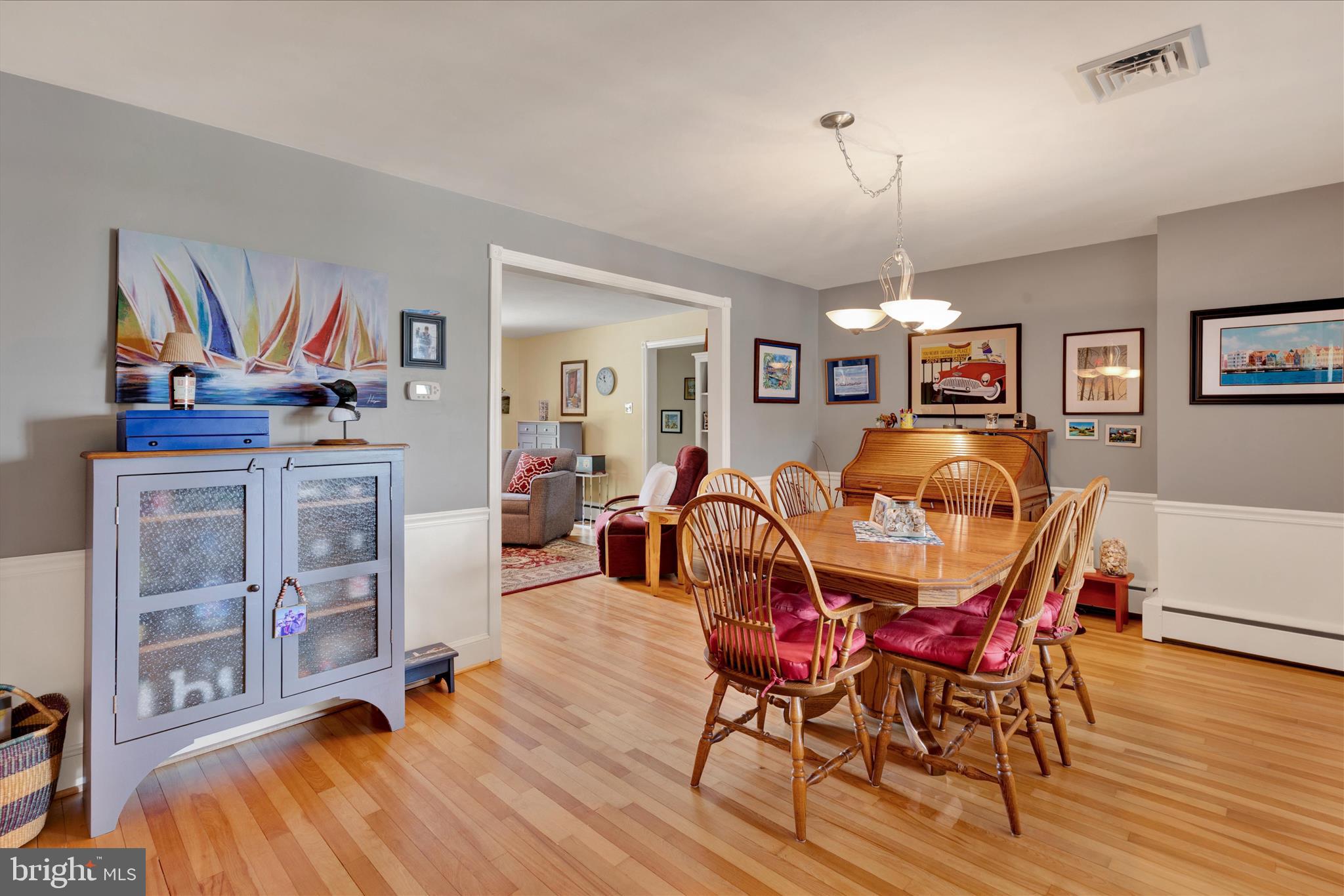 WILLOW STREET - Residential