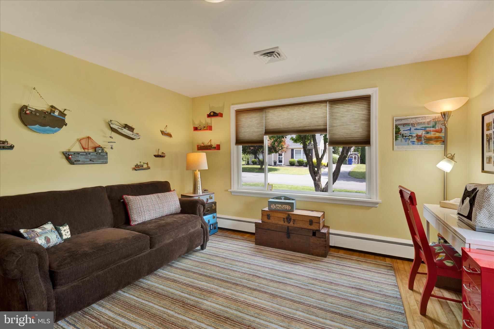 WILLOW STREET - Residential