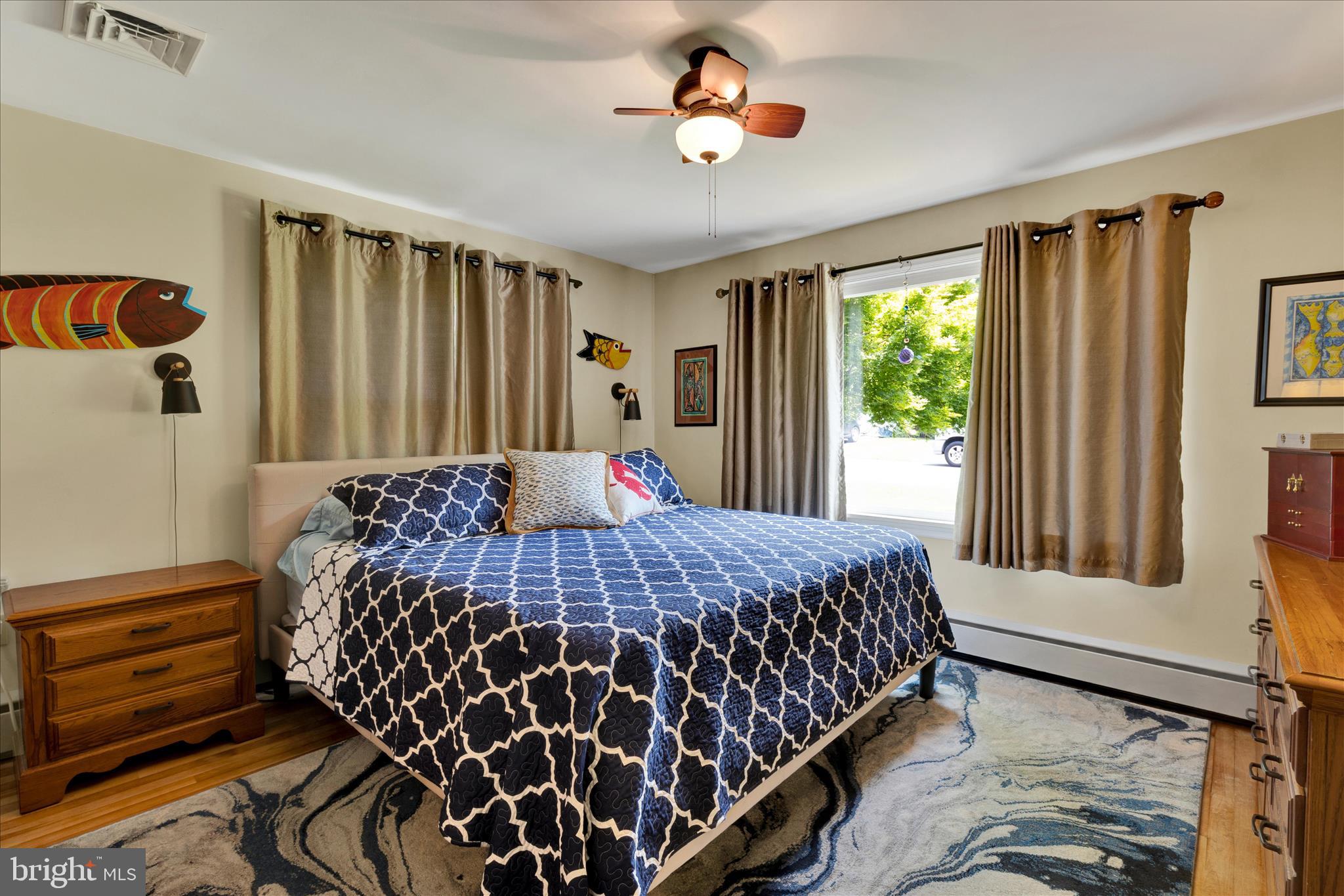 WILLOW STREET - Residential