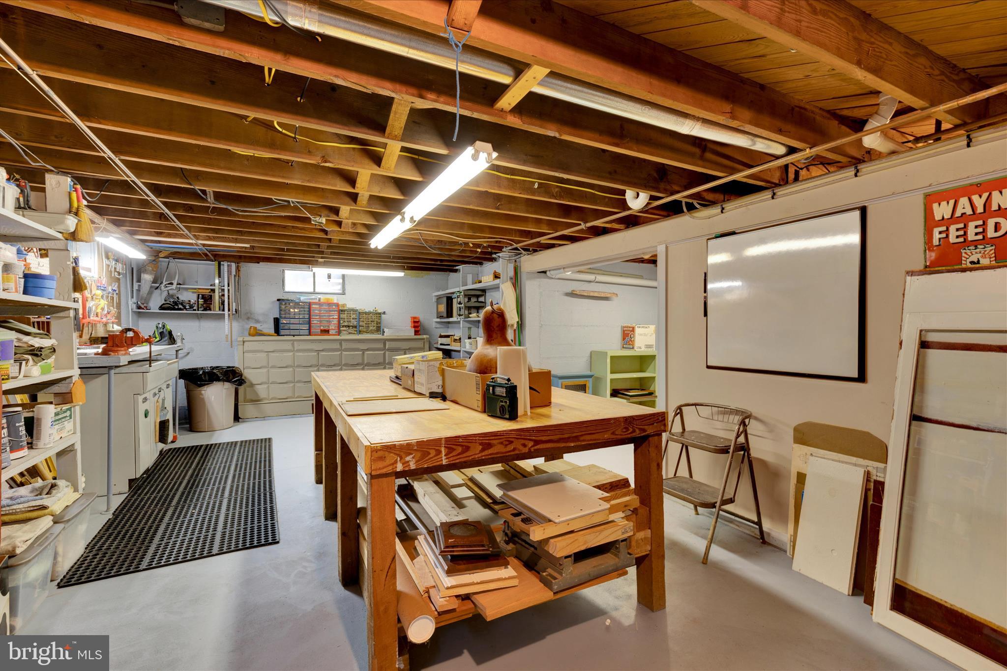 WILLOW STREET - Residential