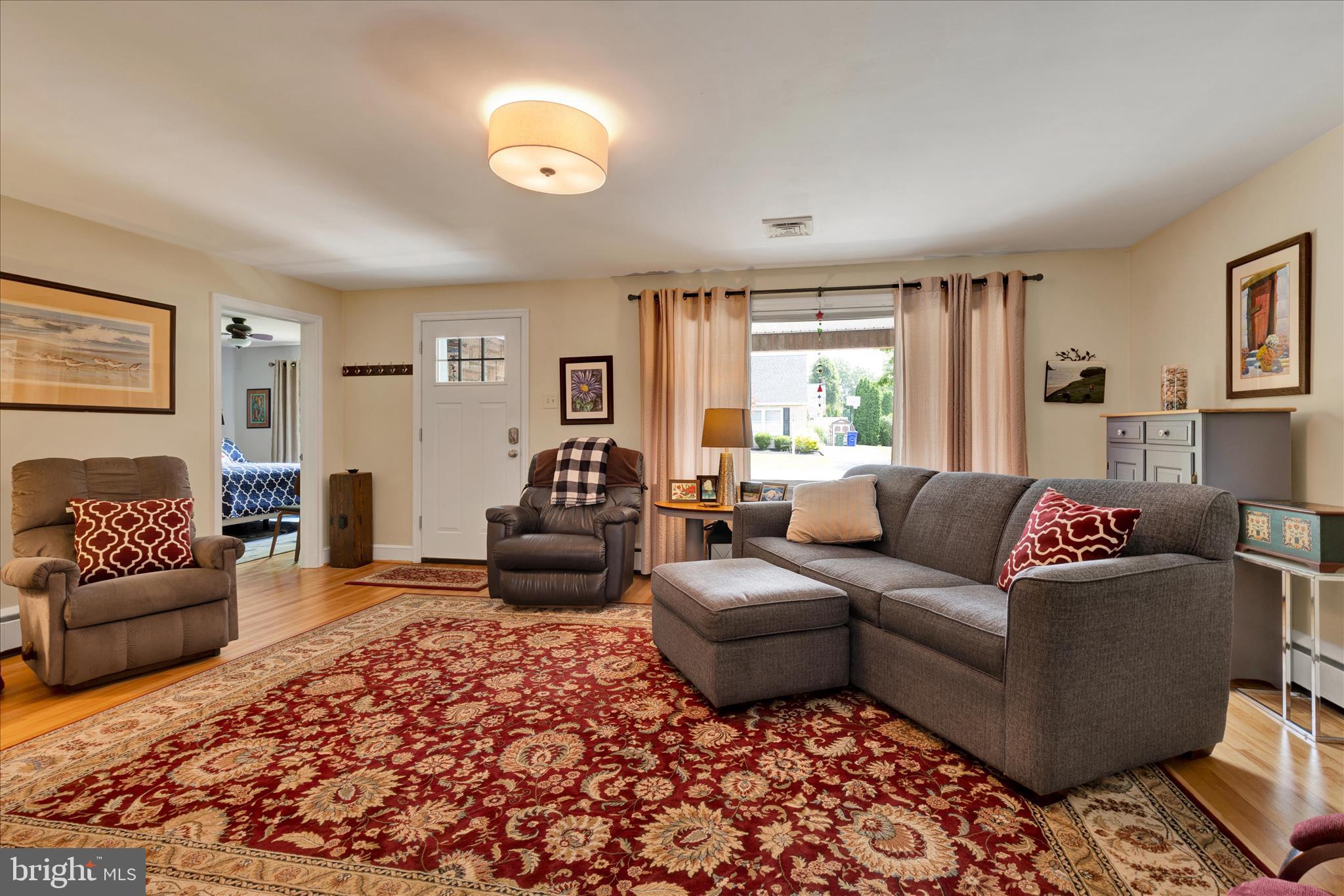 WILLOW STREET - Residential