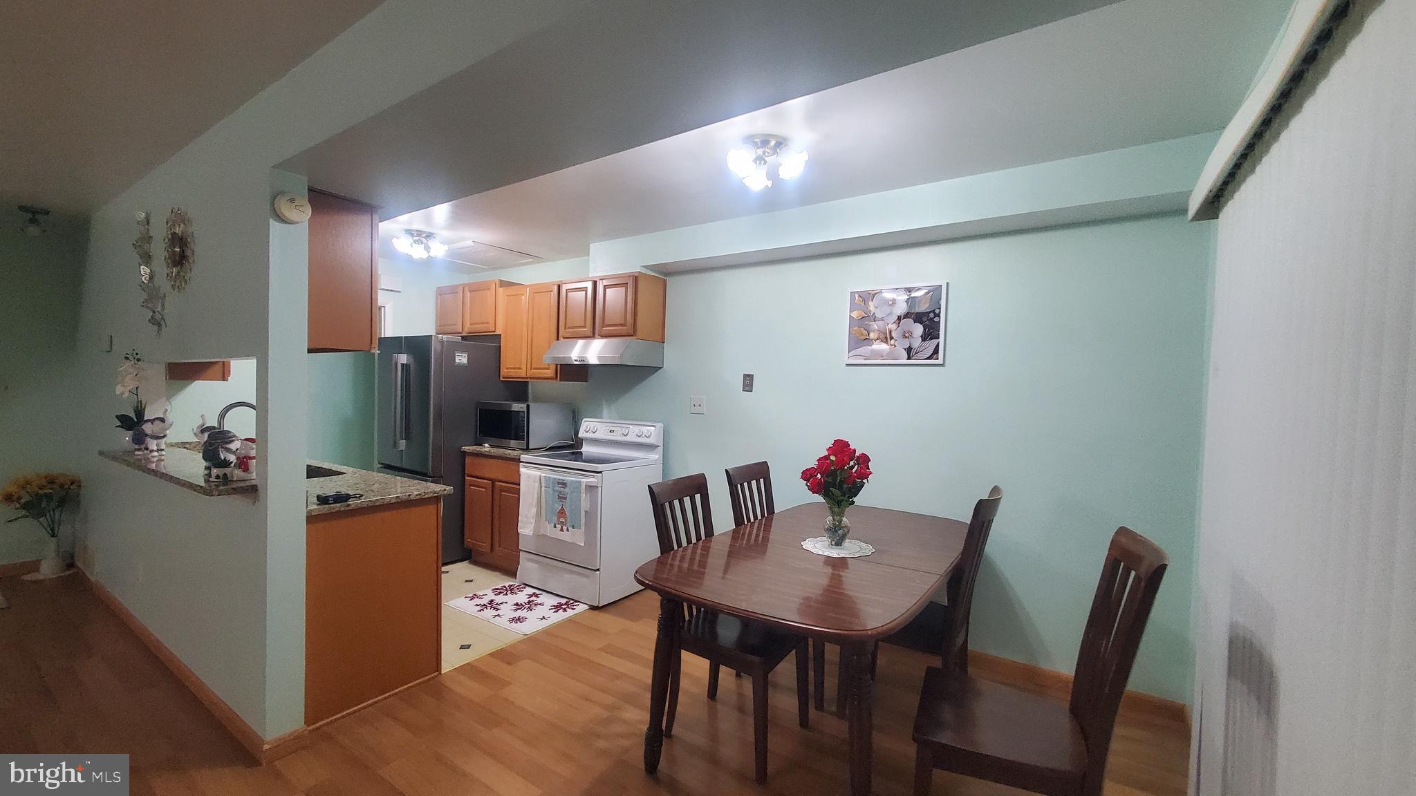 BROOKSHIRE - Residential