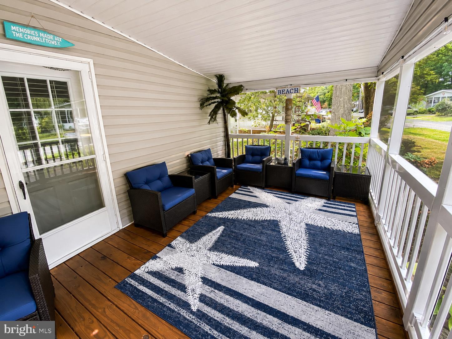 POTNETS LAKESIDE - Residential