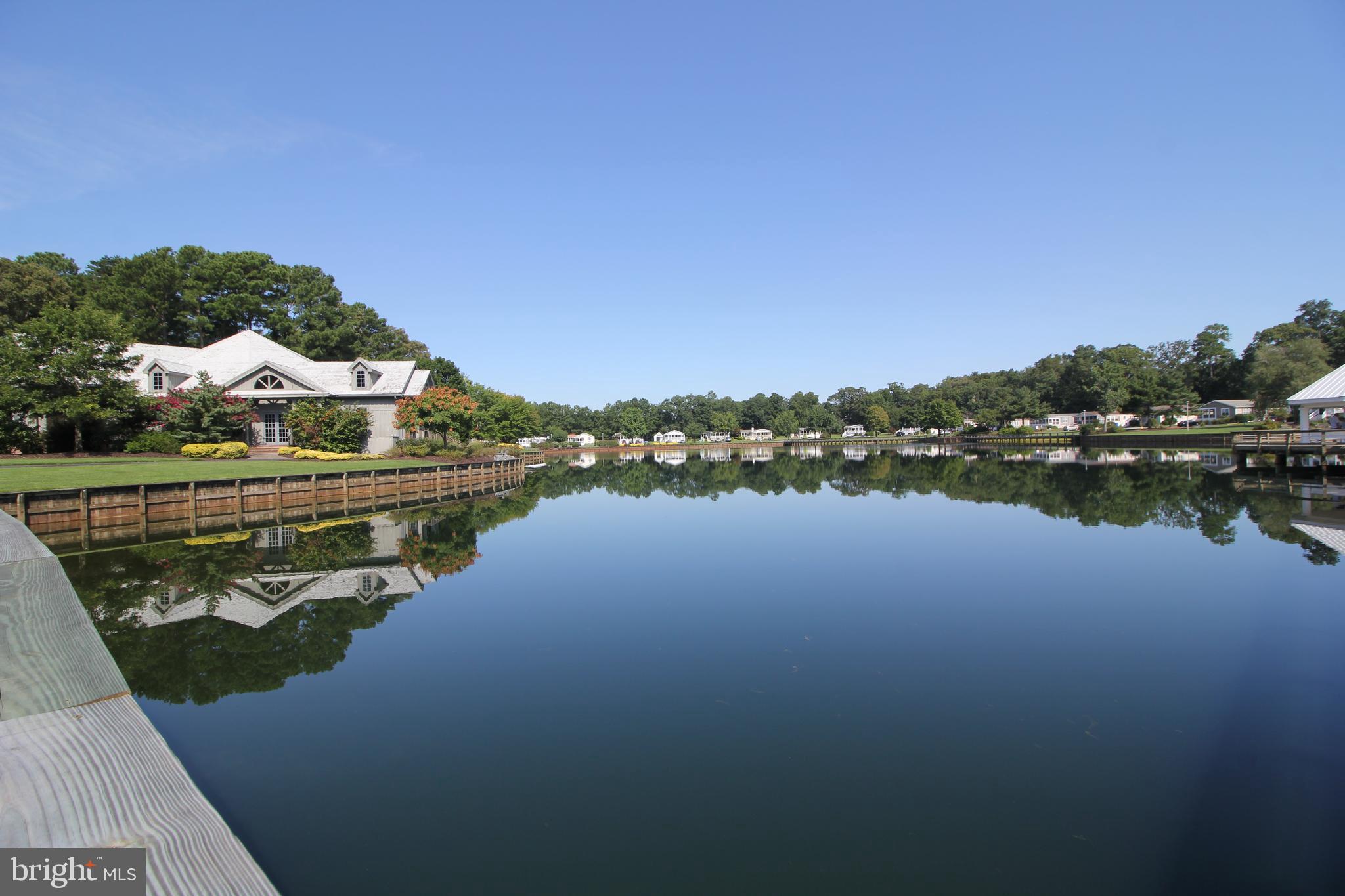 POTNETS LAKESIDE - Residential