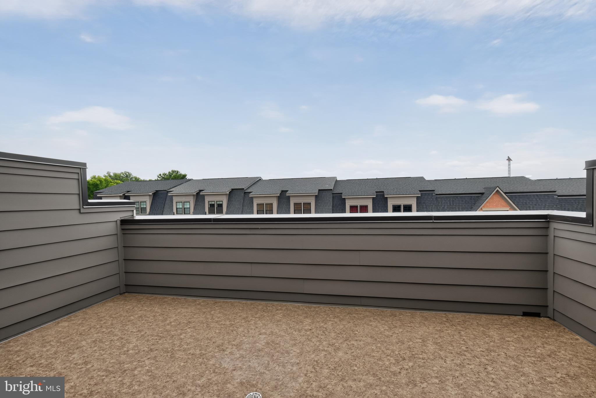 STRATHMORE VIEW - Residential