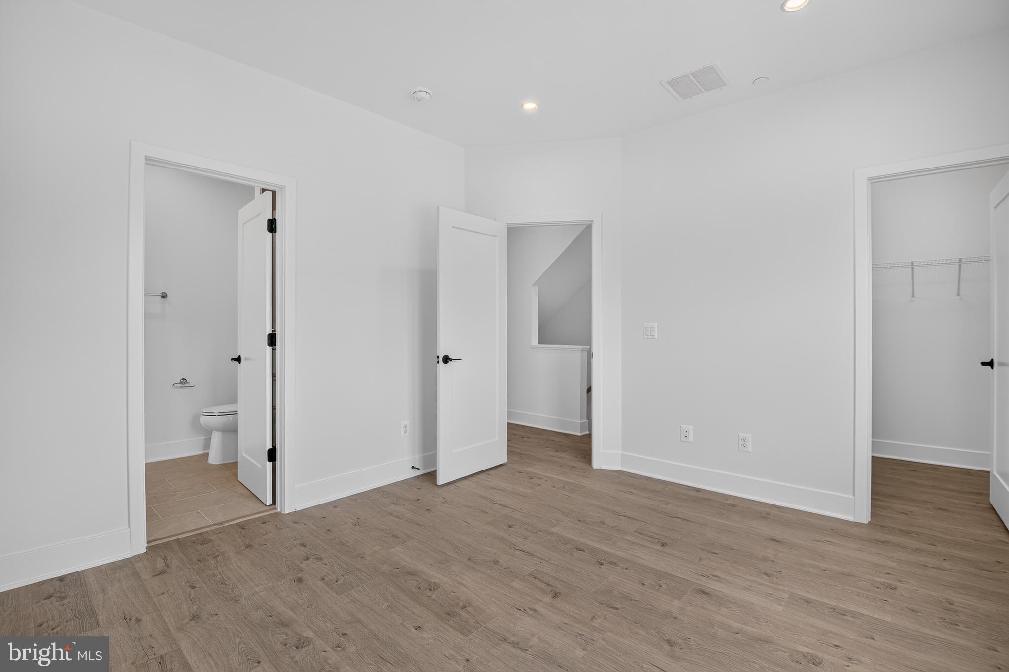 STRATHMORE VIEW - Residential