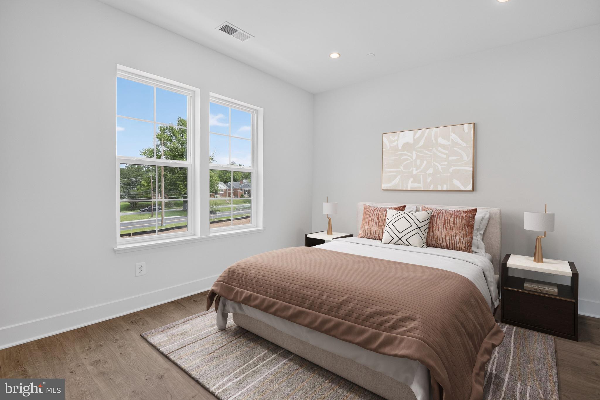 STRATHMORE VIEW - Residential