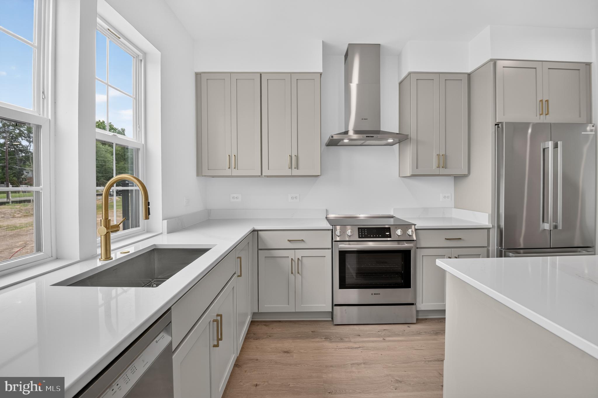 STRATHMORE VIEW - Residential