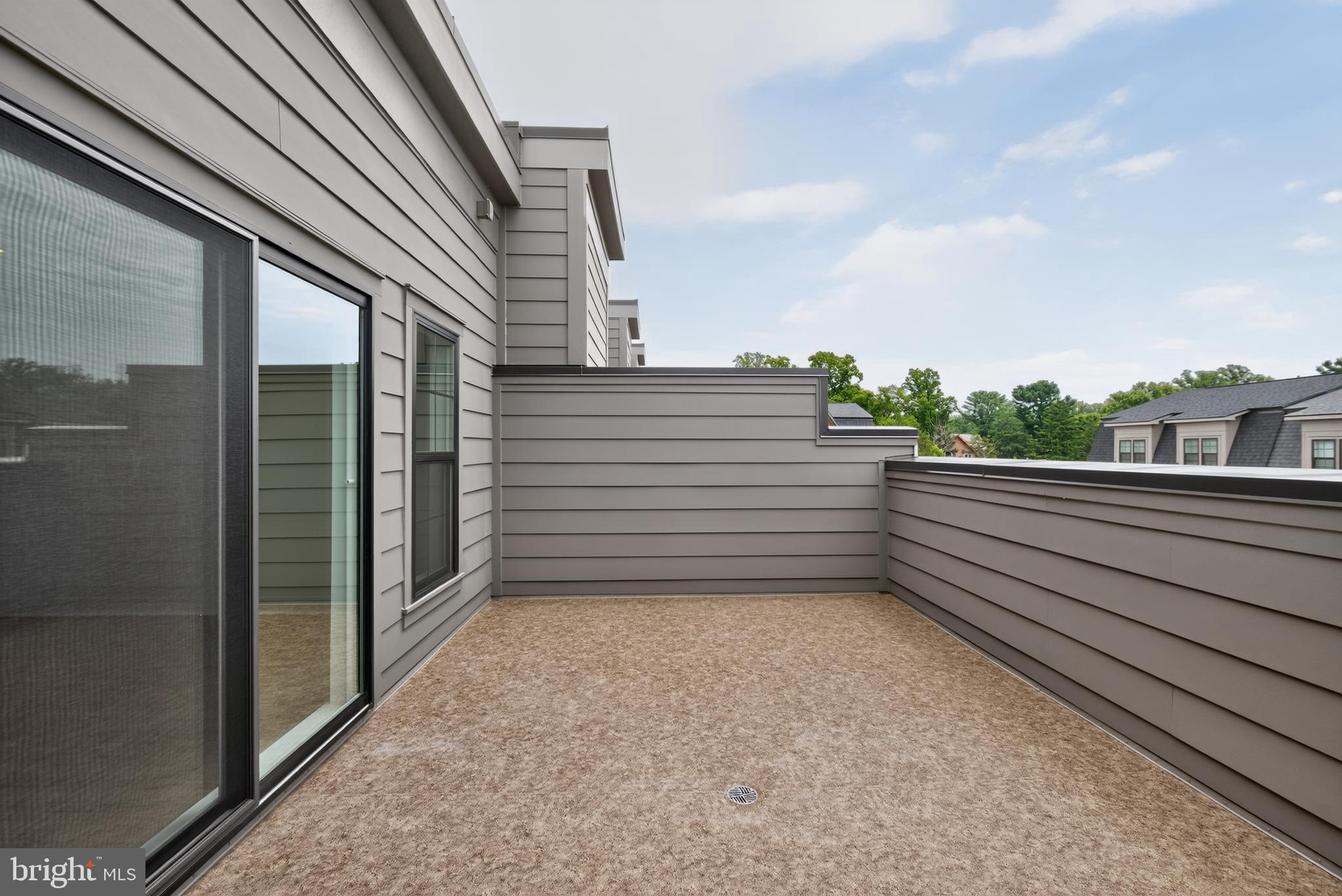 STRATHMORE VIEW - Residential