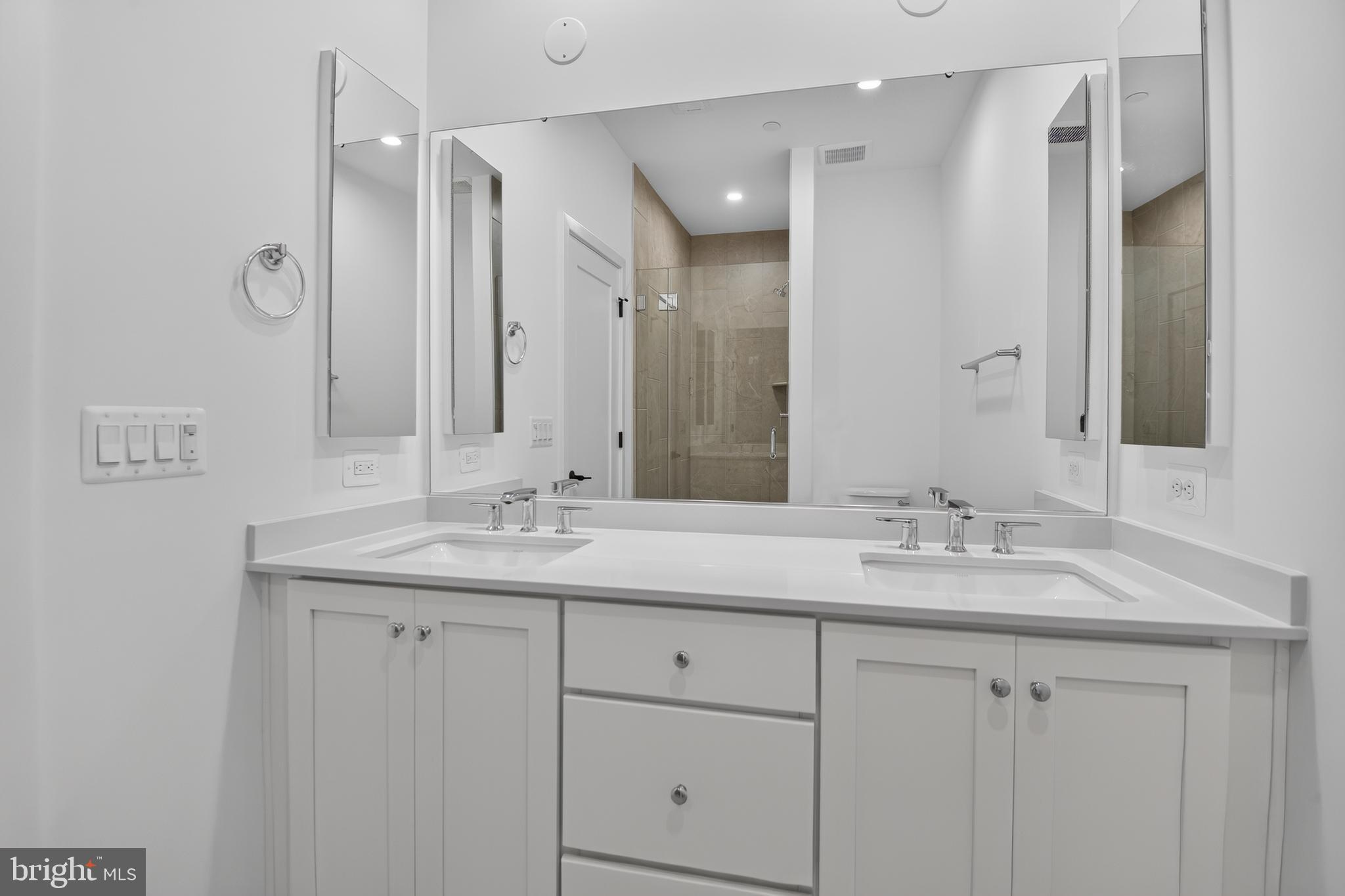 STRATHMORE VIEW - Residential