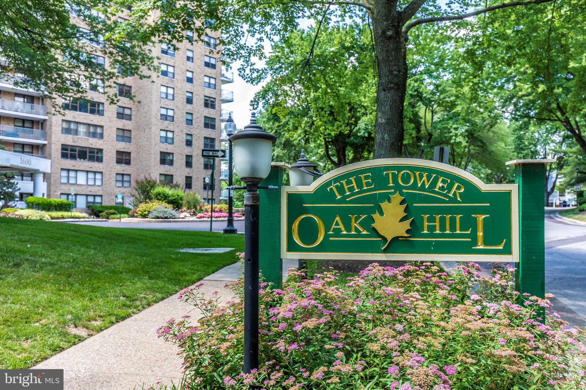 OAK HILL - Residential Lease