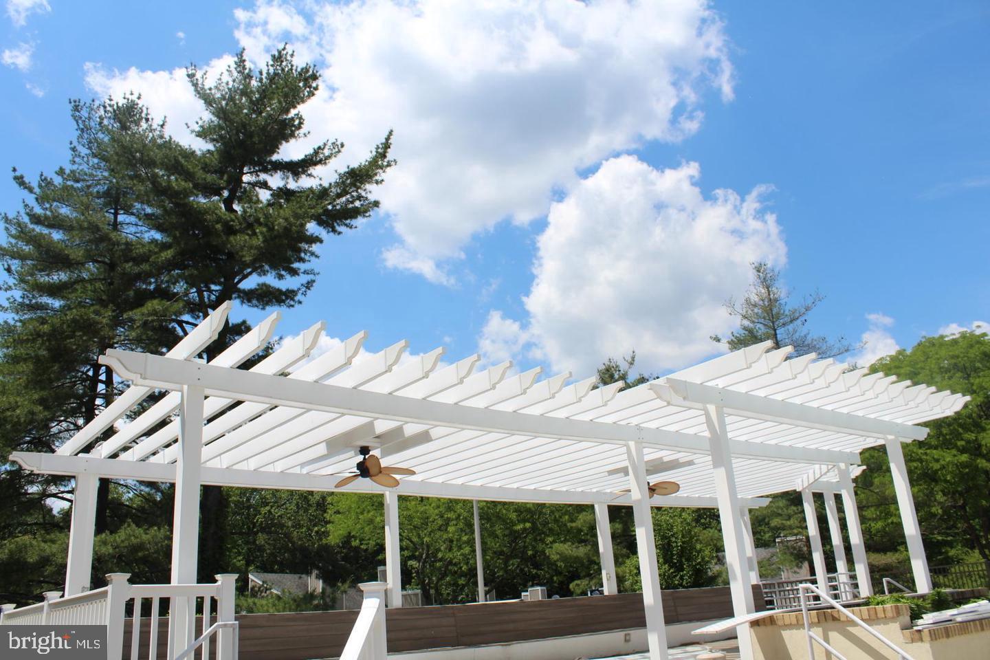OAK HILL - Residential Lease
