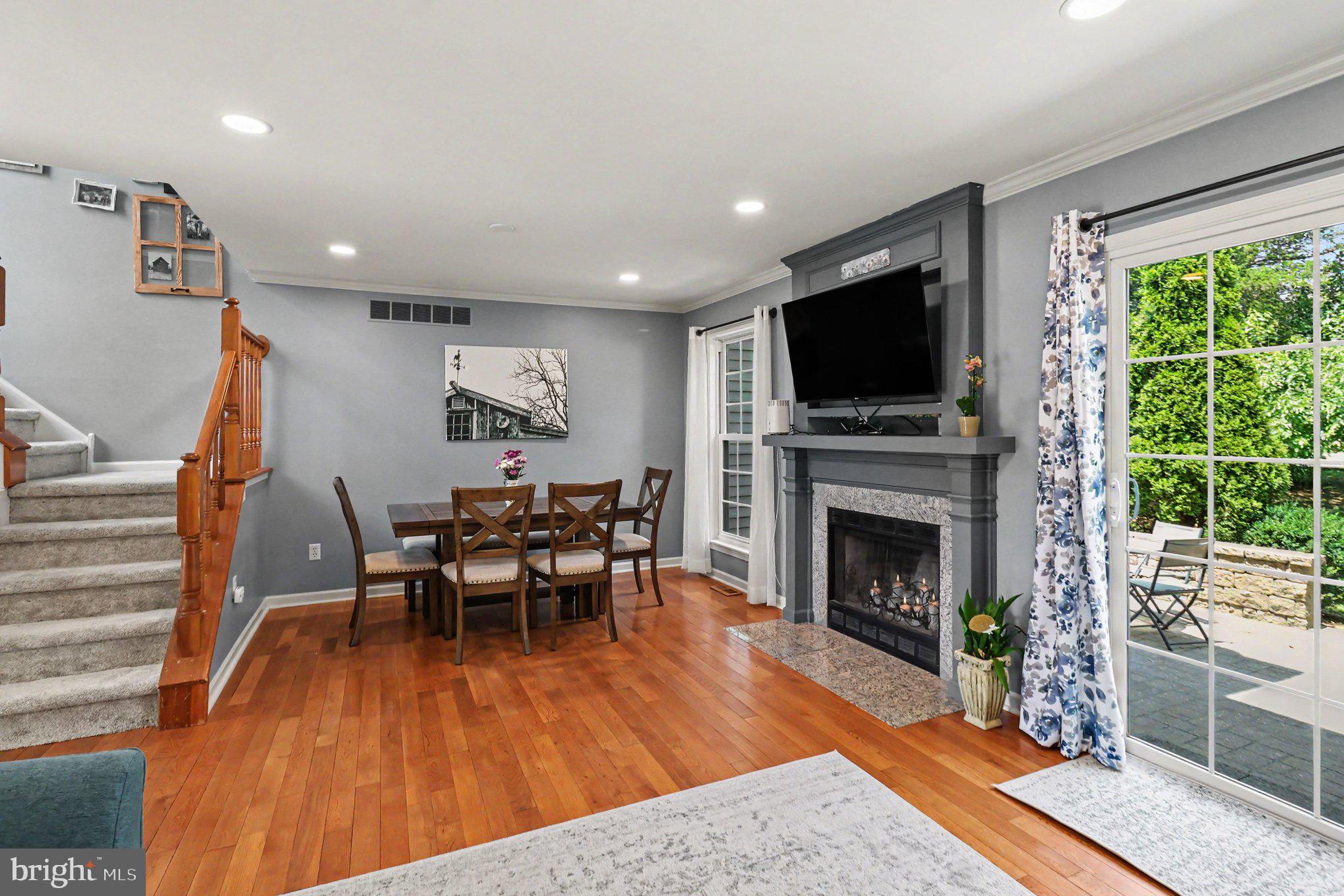 SPRING MOUNT - Residential