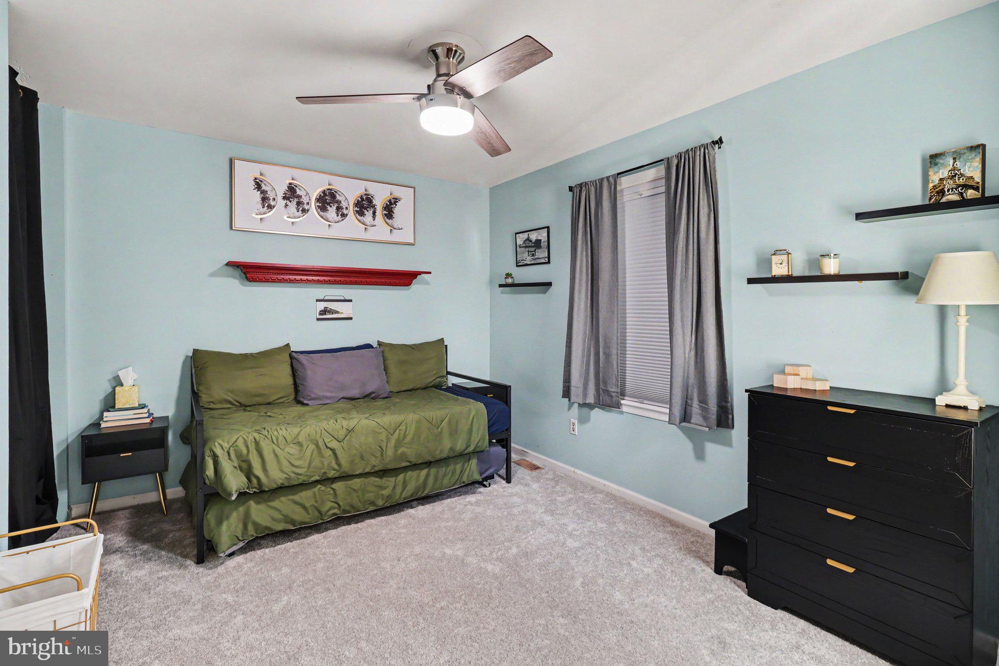 SPRING MOUNT - Residential