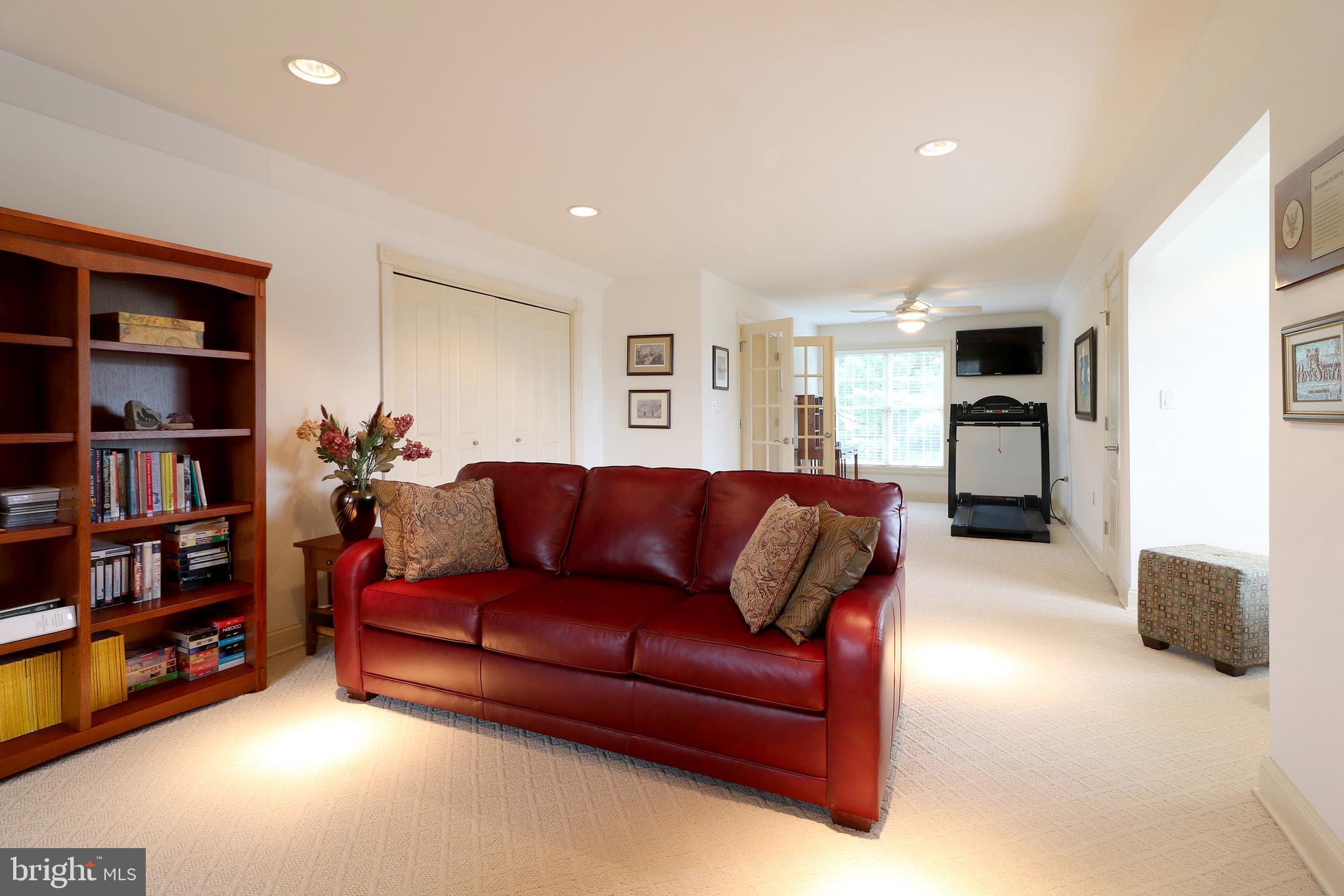 ASPEN HEIGHTS - Residential