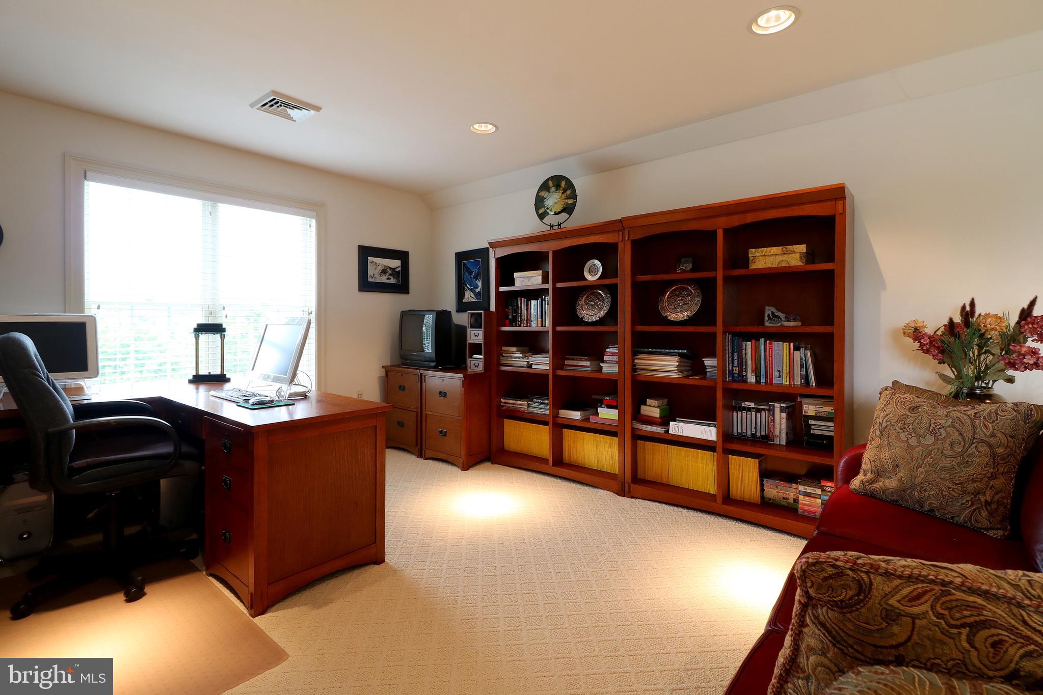 ASPEN HEIGHTS - Residential