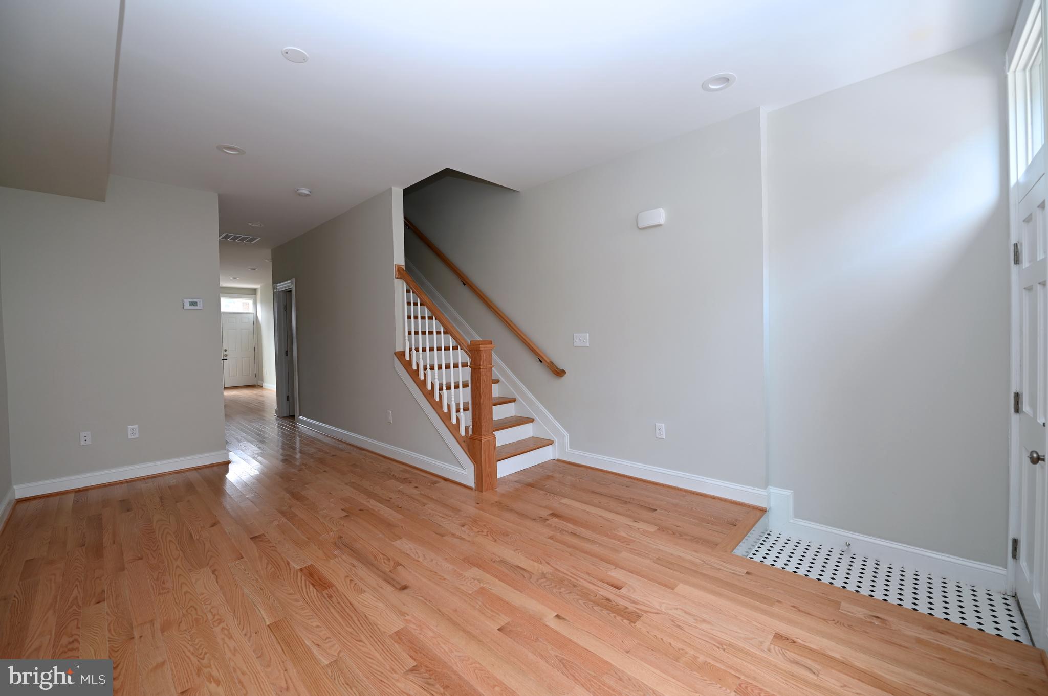 BROADWAY EAST - Residential