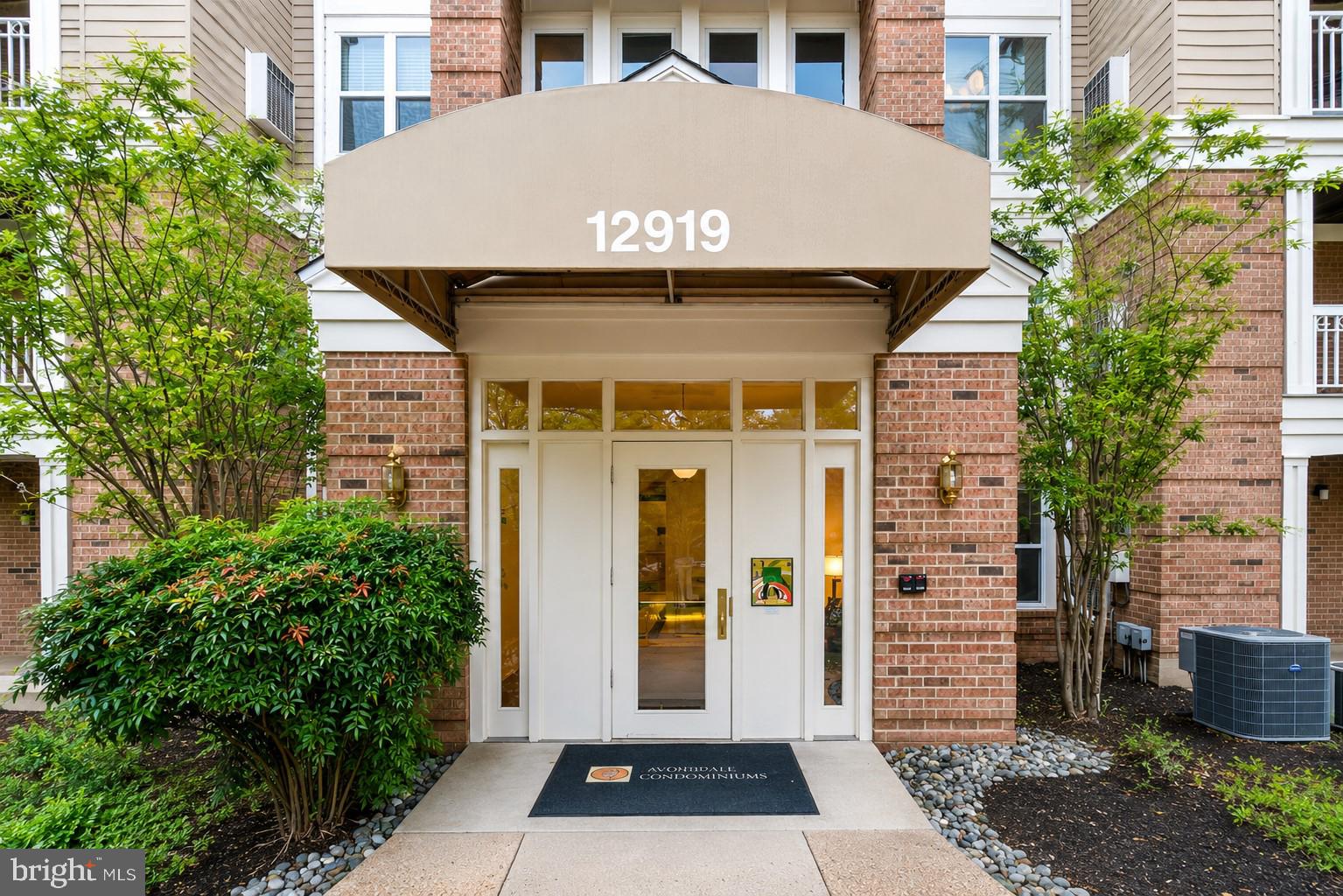 Imagine Living in This Refreshed Home

This bright main-level Worldgate condo keeps life simple, practical, and connected. With 735 finished sq ft, 1 bedroom, 1 full bath, in-home laundry, assigned parking, fresh paint, new flooring, and a private covered patio, it delivers exactly what a well-located Herndon home should: comfort without excess, convenience without complication.

The living and dining area feels open and useful, with space to relax, eat, work, or host a casual evening in. Fresh paint gives the home a clean, move-in-ready feel, while new flooring creates a crisp, updated foundation from room to room. A fireplace adds a warm focal point, and the sliding glass door brings in natural light and opens to the covered patio—ideal for coffee, plants, fresh air, or a quiet reset at the end of the day.

The galley kitchen is clean and efficient, with white cabinetry, gas cooking, dishwasher, disposal, refrigerator, icemaker, and a layout that keeps everything close at hand. The bedroom is nicely scaled and easy to personalize, and the full bath includes a tub-shower combination with a bright vanity area. A stacked washer and dryer add the everyday convenience buyers want.

Worldgate Condominium adds real value beyond the front door. The condo fee covers common area maintenance, exterior building maintenance, management, water, sewer, trash, snow removal, pool access, recreation facilities, reserve funds, and more. Community amenities include an outdoor pool, clubhouse, community center, fitness room, party room, elevator, common grounds, and assigned parking.

The location is a major advantage. Worldgate Centre puts dining, coffee, fitness, services, and entertainment close by, including AMC Worldgate 9, Weird Brothers Coffee, Panera, Sushi Umi, Nan Thai, Inchin’s Bamboo Garden, Cold Stone Creamery, and Worldgate Athletic Club and Spa. Herndon Metro access, Dulles Toll Road, Route 28, Reston, Tysons, Dulles Airport, and the Dulles Technology Corridor are all part of the area’s strong convenience factor.

With fresh paint and new flooring already complete, the appeal is clear: main-level living, gas cooking, fireplace, in-home laundry, patio space, assigned parking, strong amenities, and a highly connected Herndon location. This is an easy, efficient home base with a lot to like.