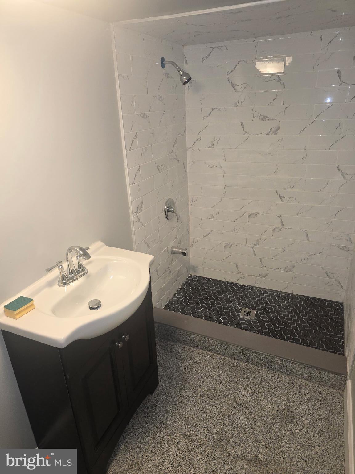 WEST OAK LANE - Residential
