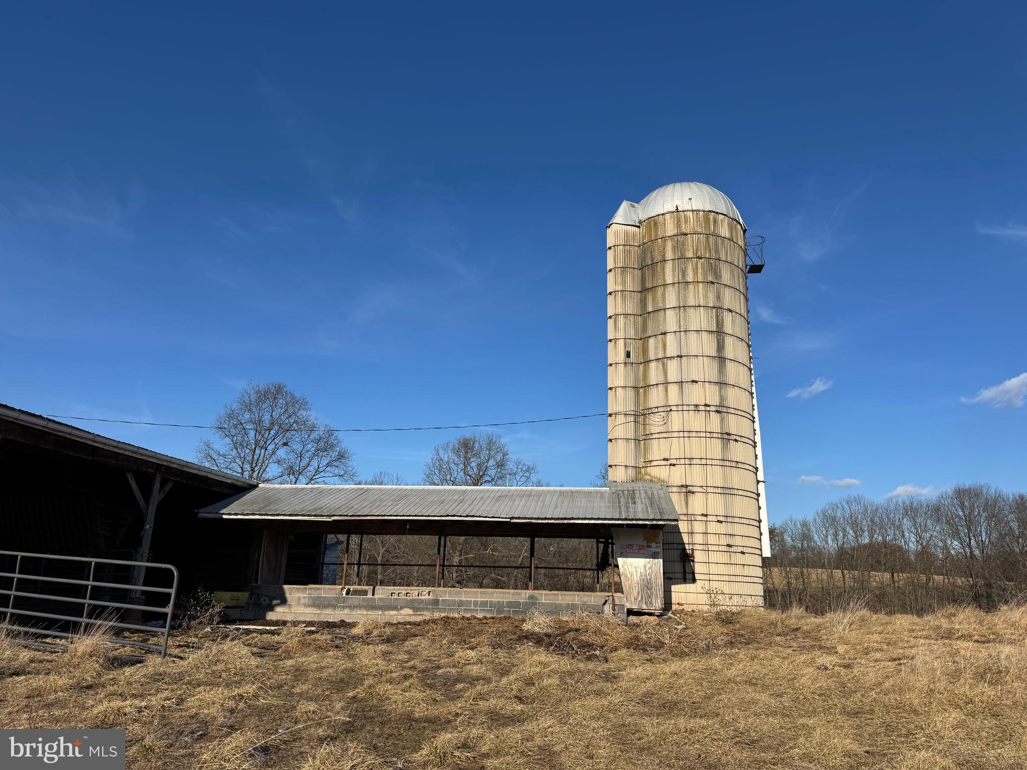 NONE - Farm