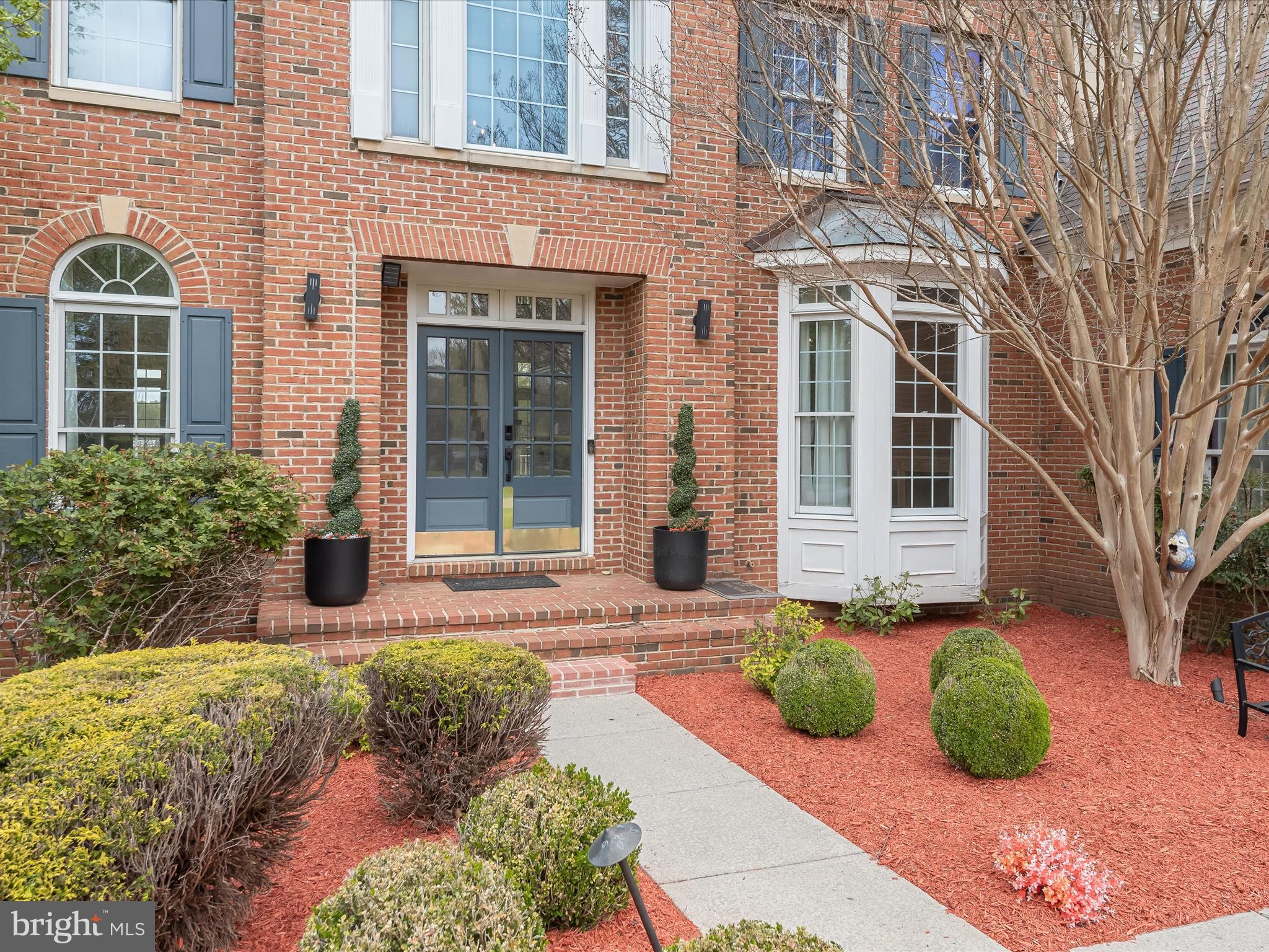 HUNTERBROOKE - Residential