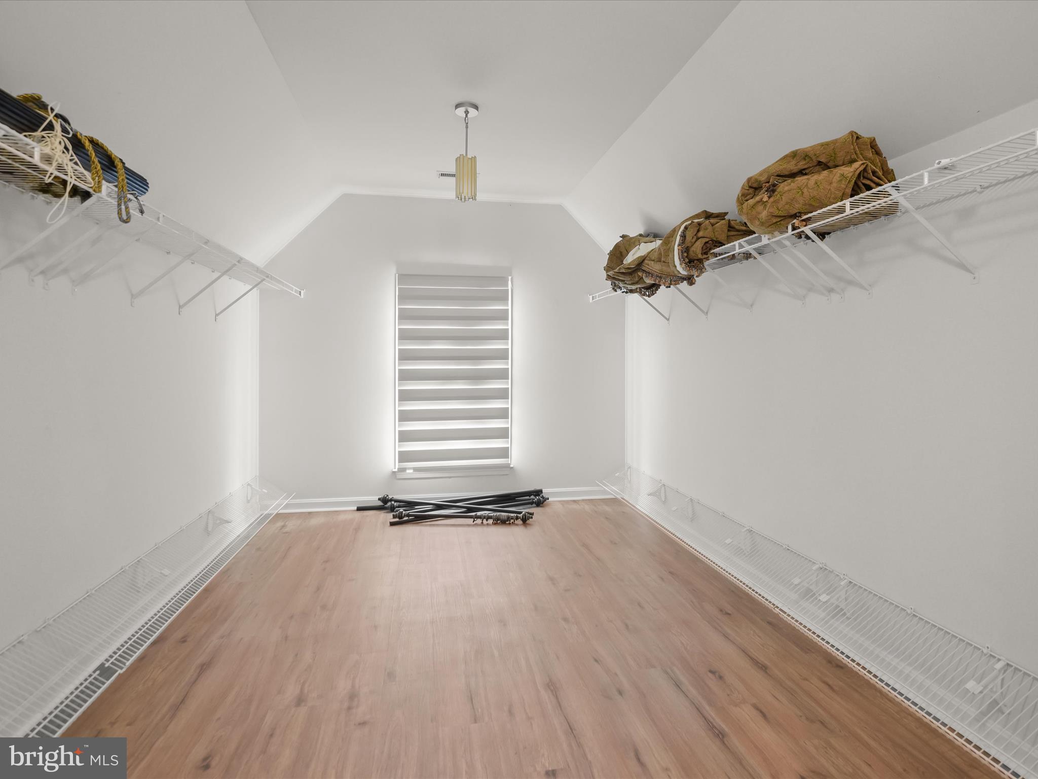 HUNTERBROOKE - Residential