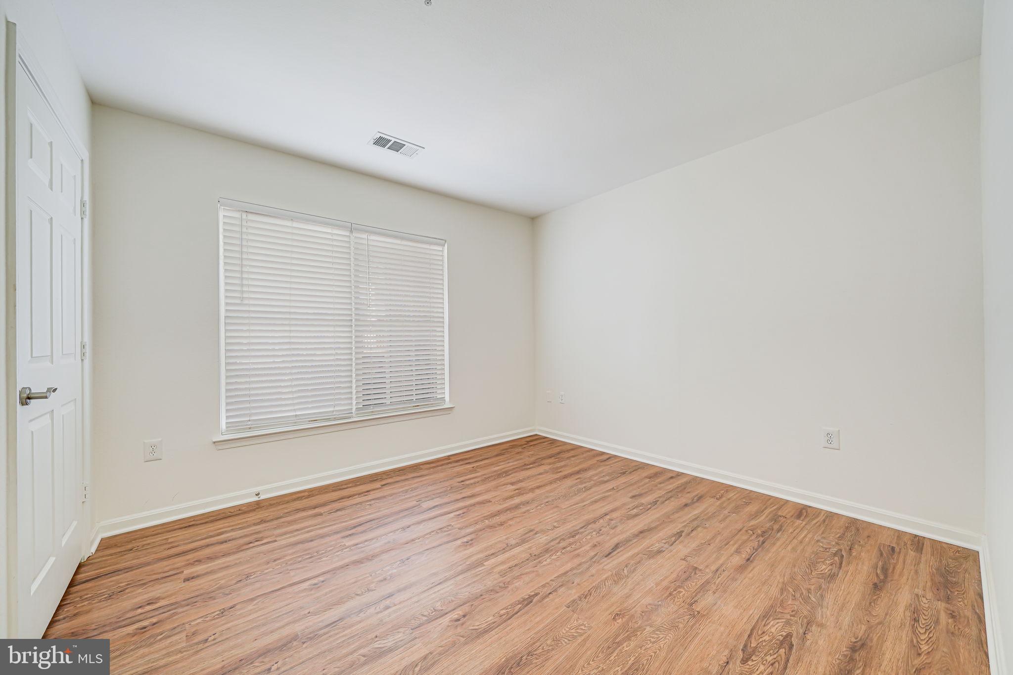 GATES OF FAIR LAKES - Residential Lease