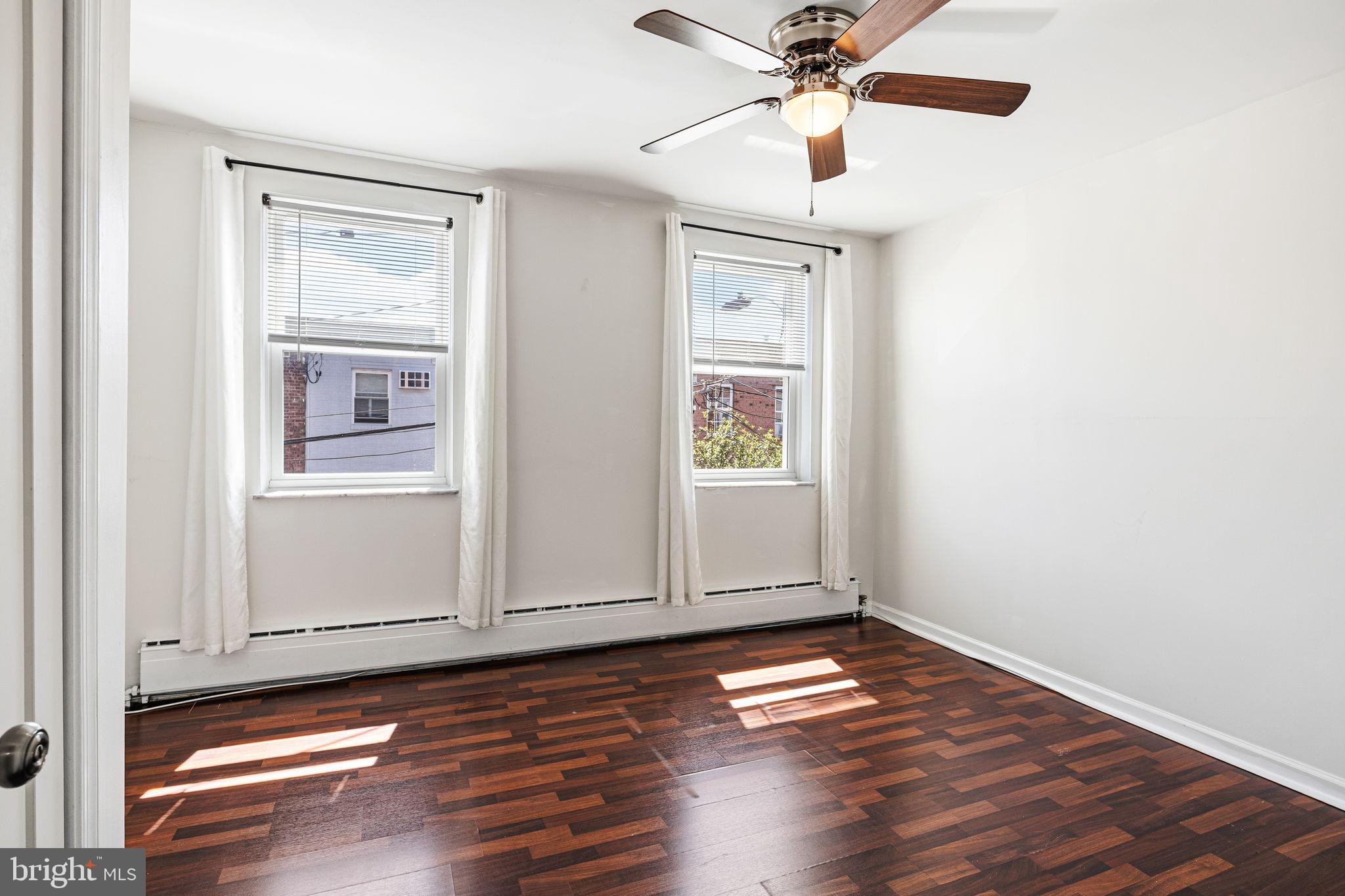 PASSYUNK SQUARE - Residential