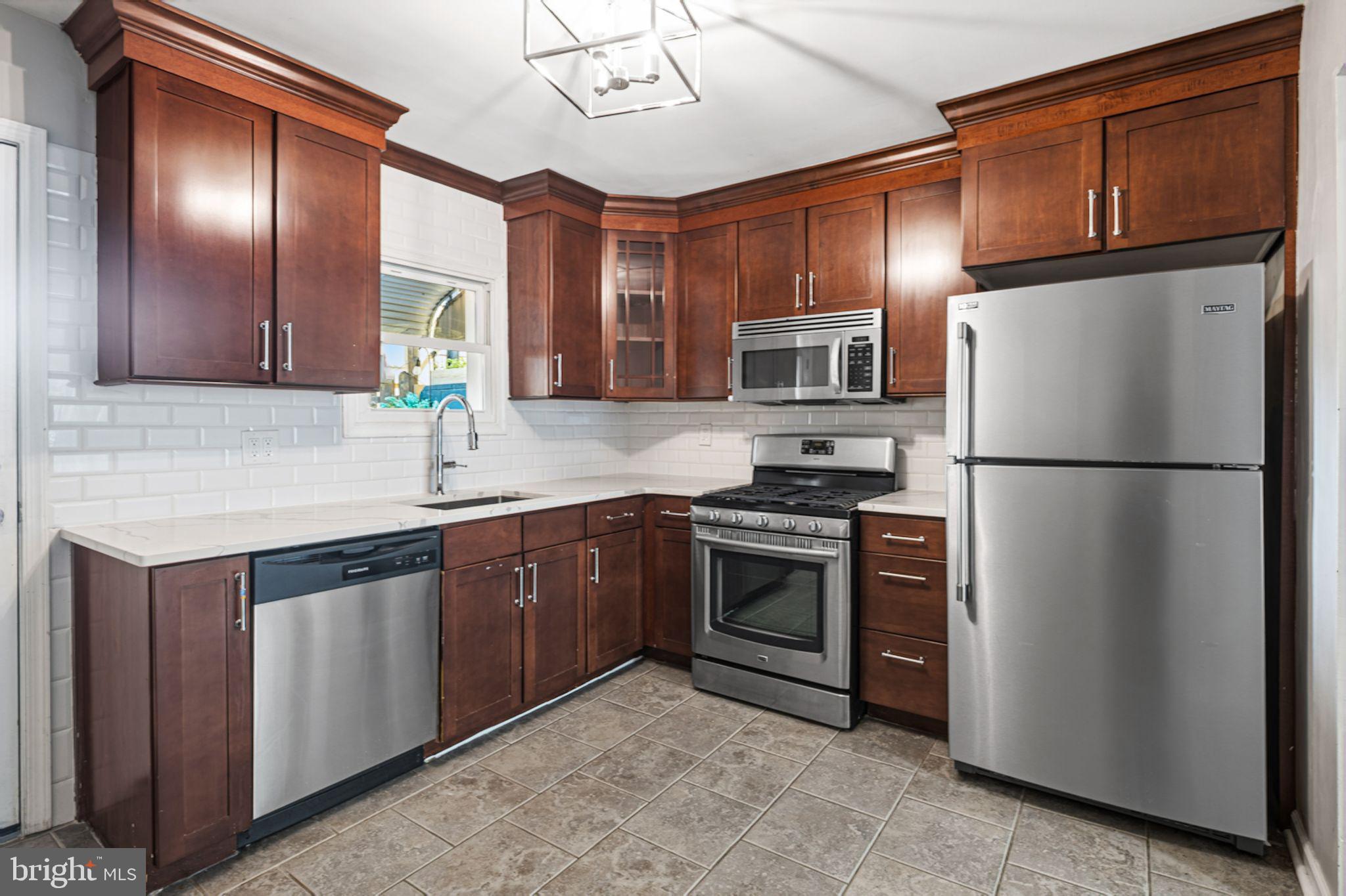 PASSYUNK SQUARE - Residential