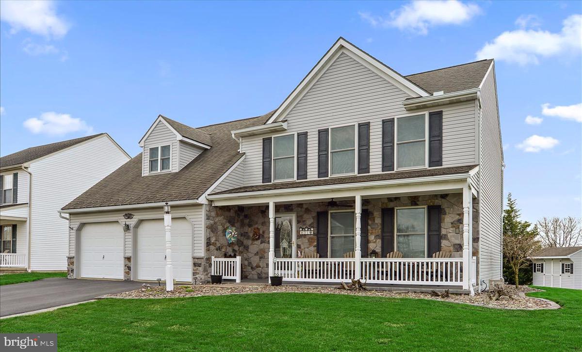 LINCOLN MEADOW - Residential