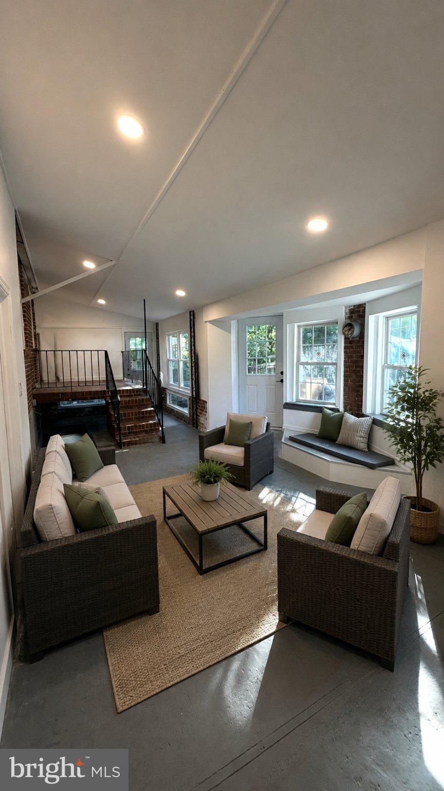 GWYNN OAK - Residential