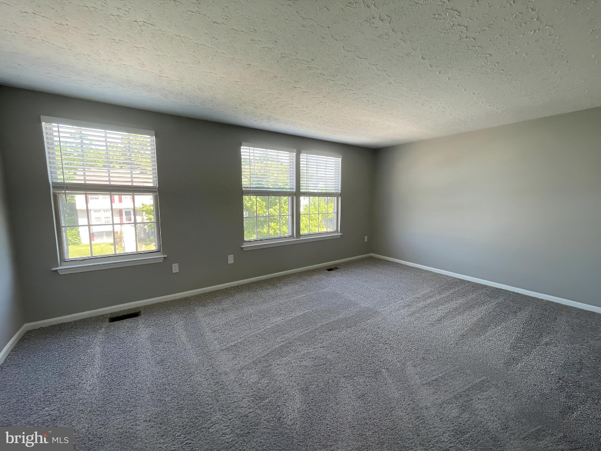 WEST SHORE - Residential