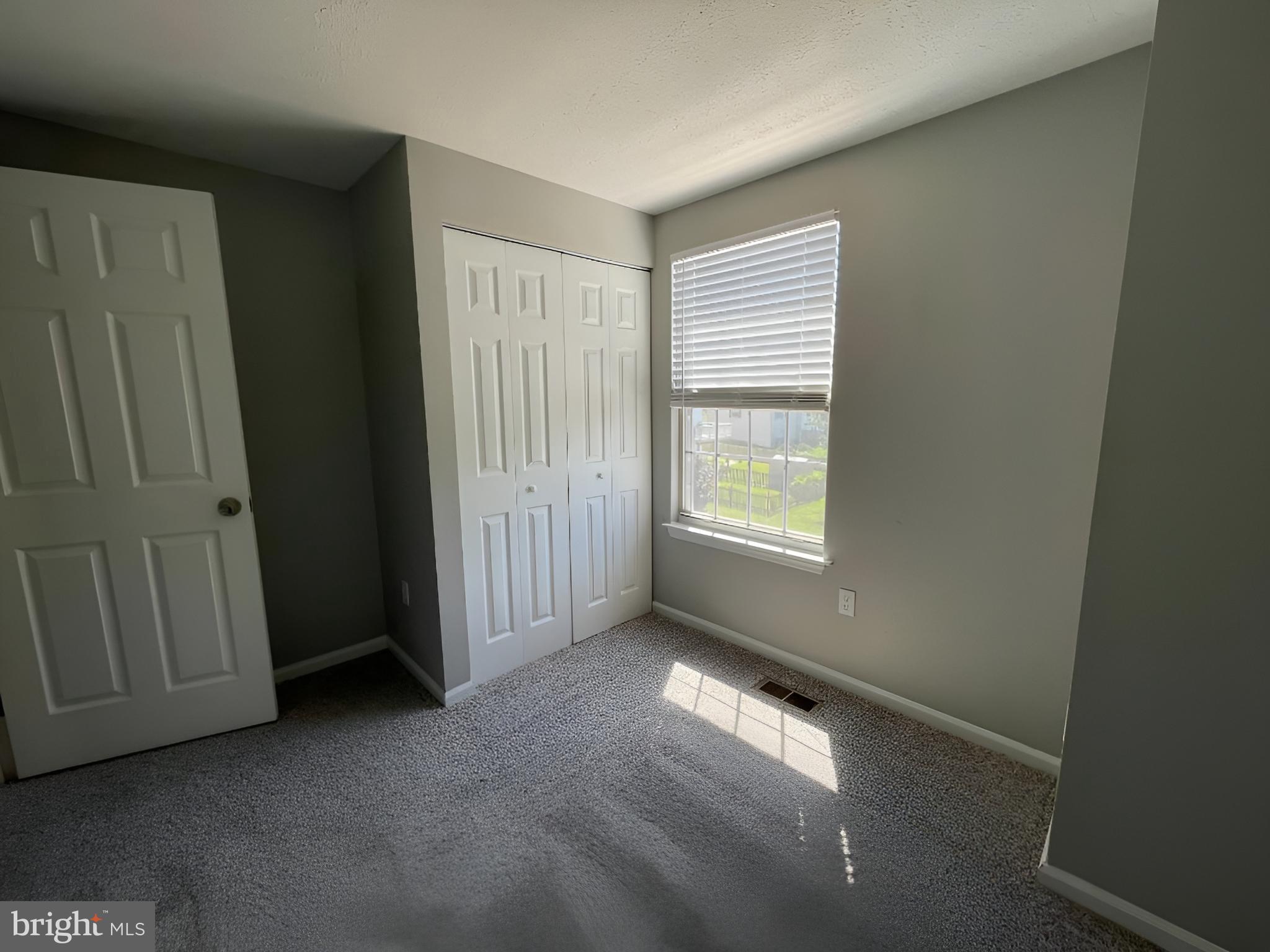 WEST SHORE - Residential