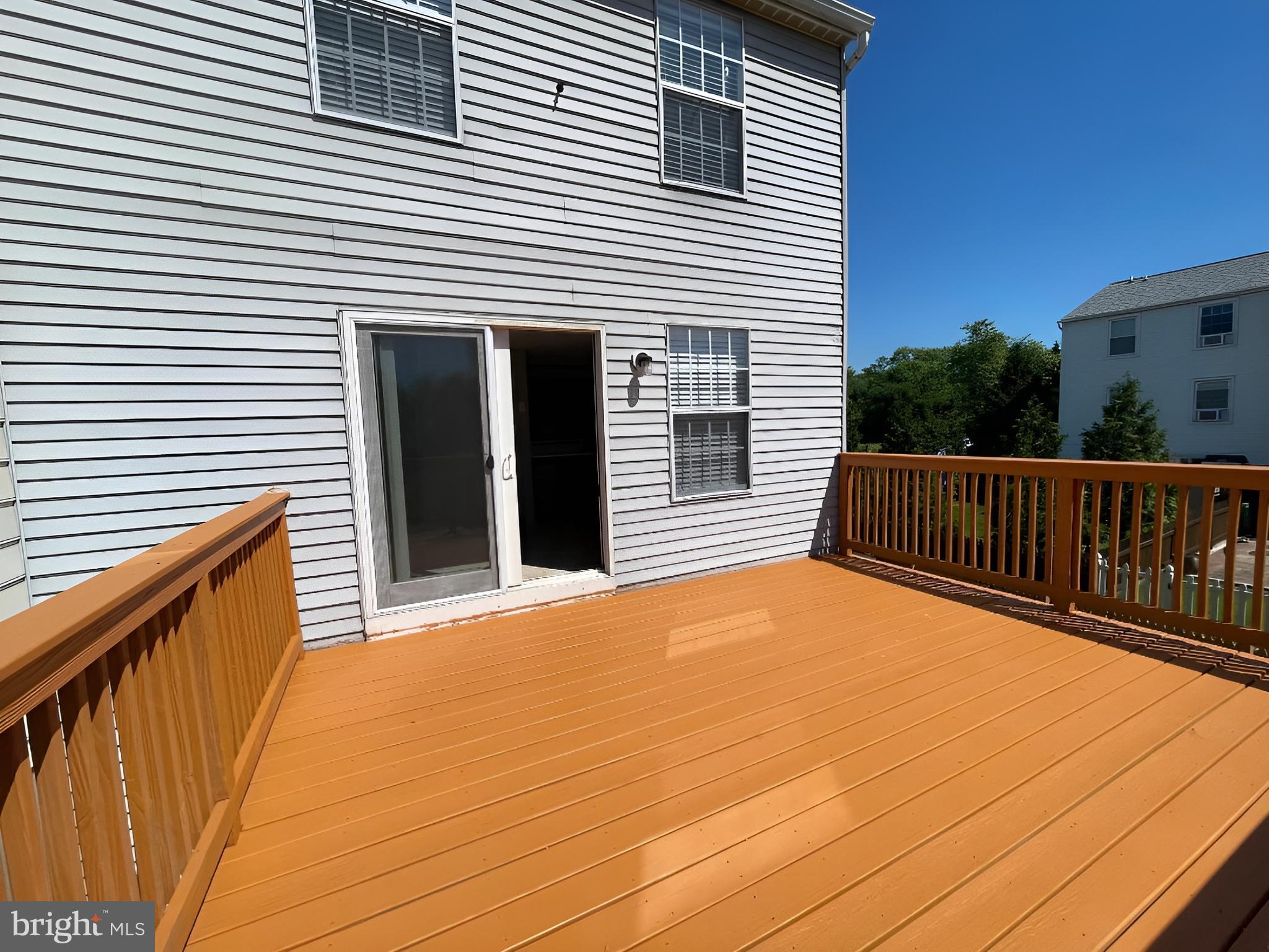 WEST SHORE - Residential