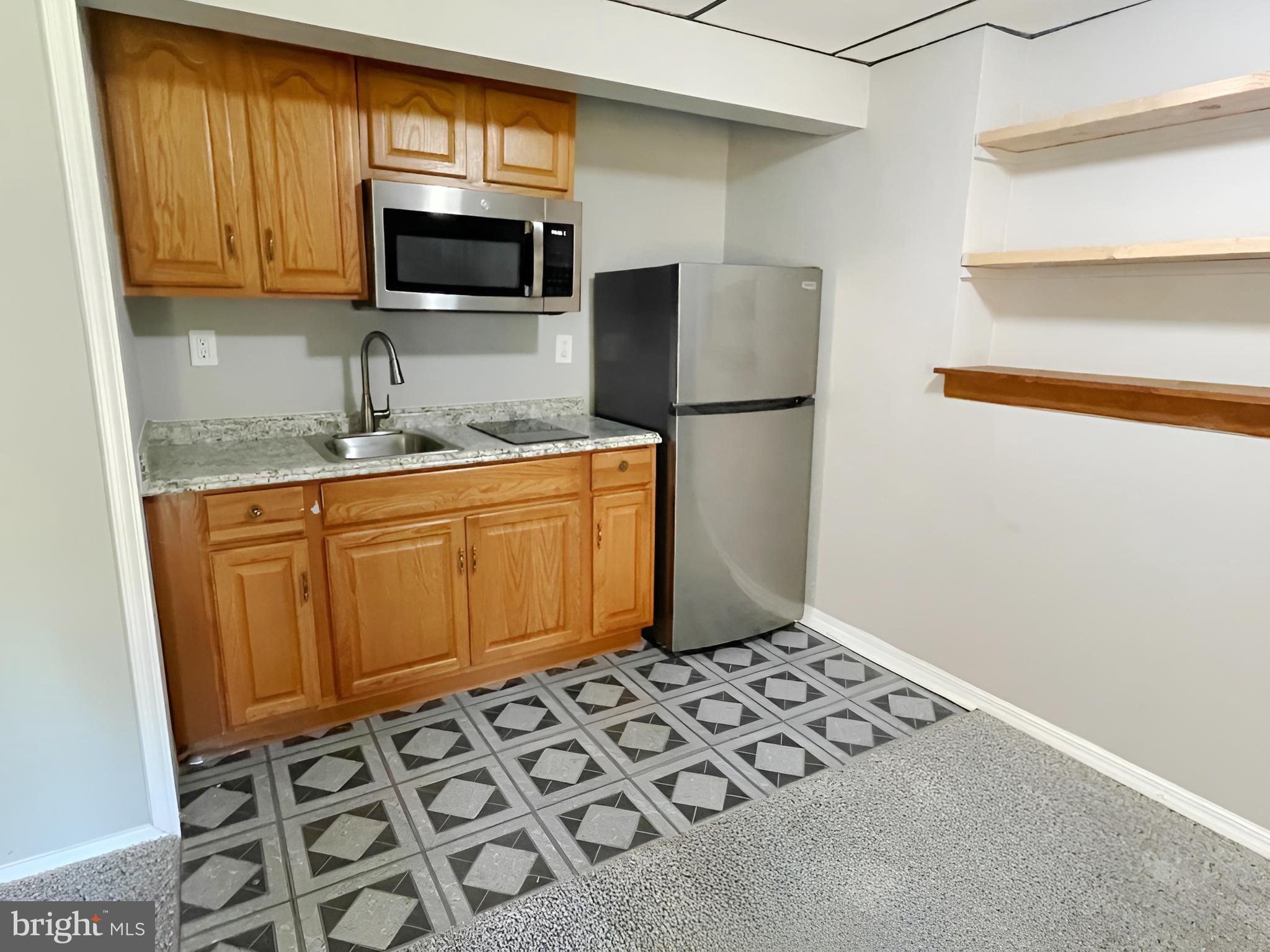 WEST SHORE - Residential