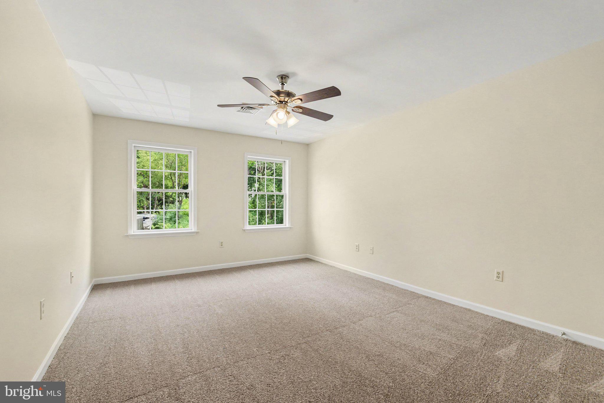 SHERMAN ST TOWNHOMES - Residential