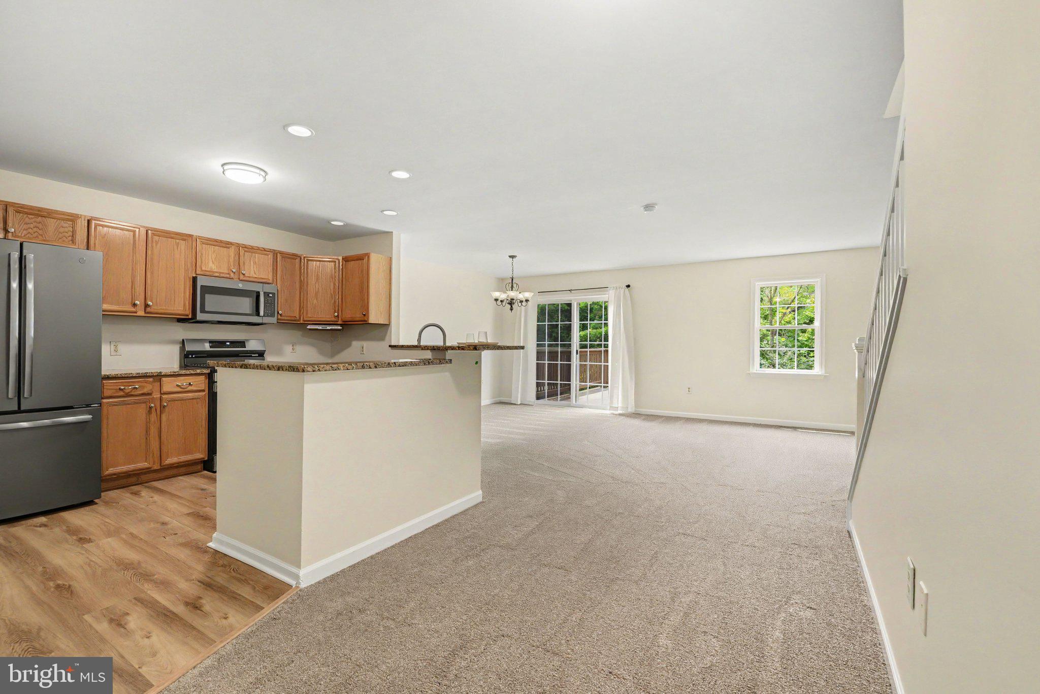 SHERMAN ST TOWNHOMES - Residential